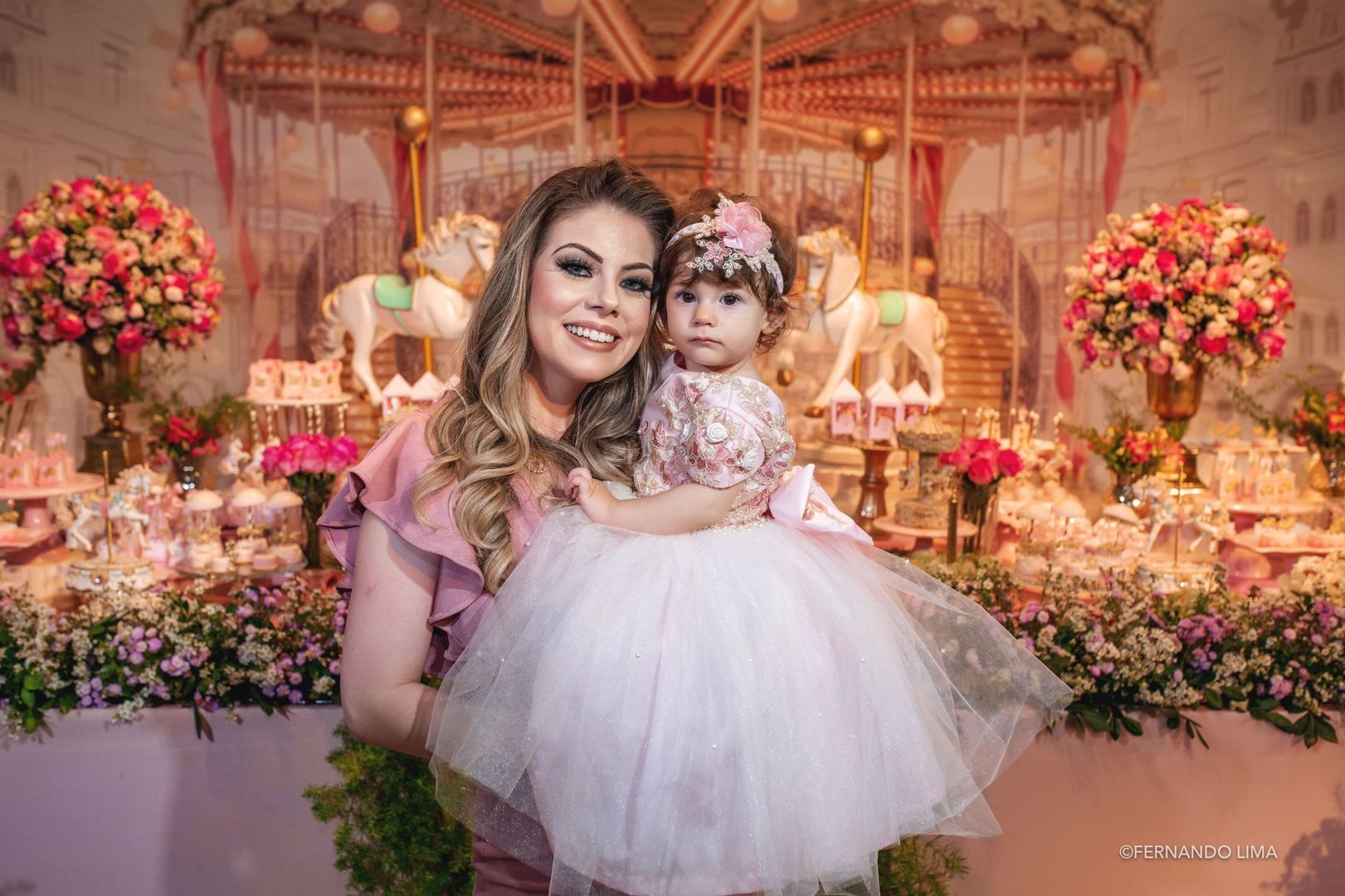 Foto O carrossel da Antonella foi lindo, Janaina Zago Festas Foto O carrossel da Antonella foi lindo, Janaina Zago Festas - Imagem 17