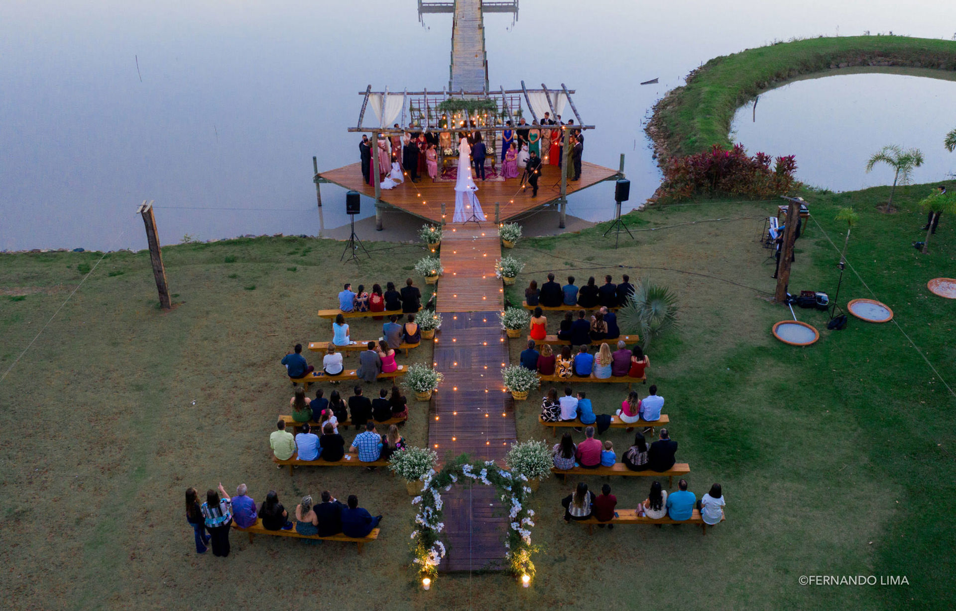 Foto Casamento Thais e Neto, no por do sol da Quinta do Sardão Foto Casamento Thais e Neto, no por do sol da Quinta do Sardão - Imagem 24