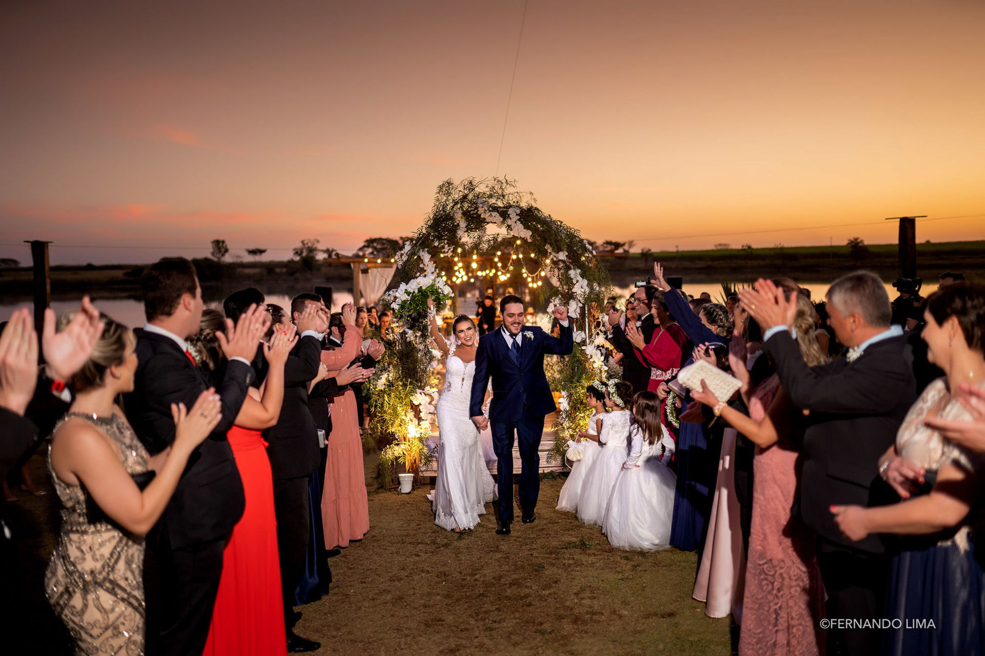 Foto Casamento Thais e Neto, no por do sol da Quinta do Sardão Foto Casamento Thais e Neto, no por do sol da Quinta do Sardão - Imagem 30
