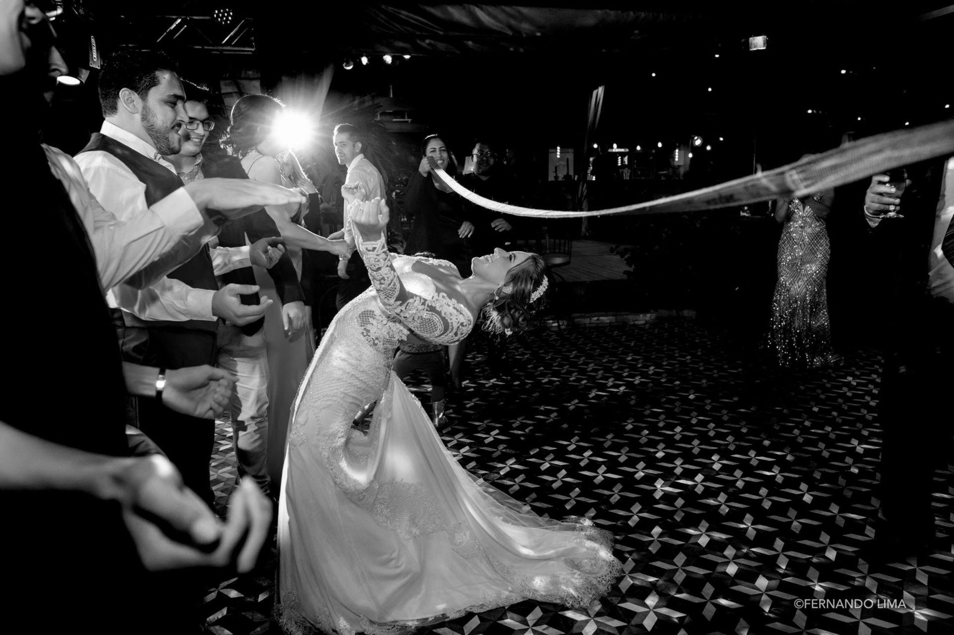 Foto Casamento Thais e Neto, no por do sol da Quinta do Sardão Foto Casamento Thais e Neto, no por do sol da Quinta do Sardão - Imagem 59