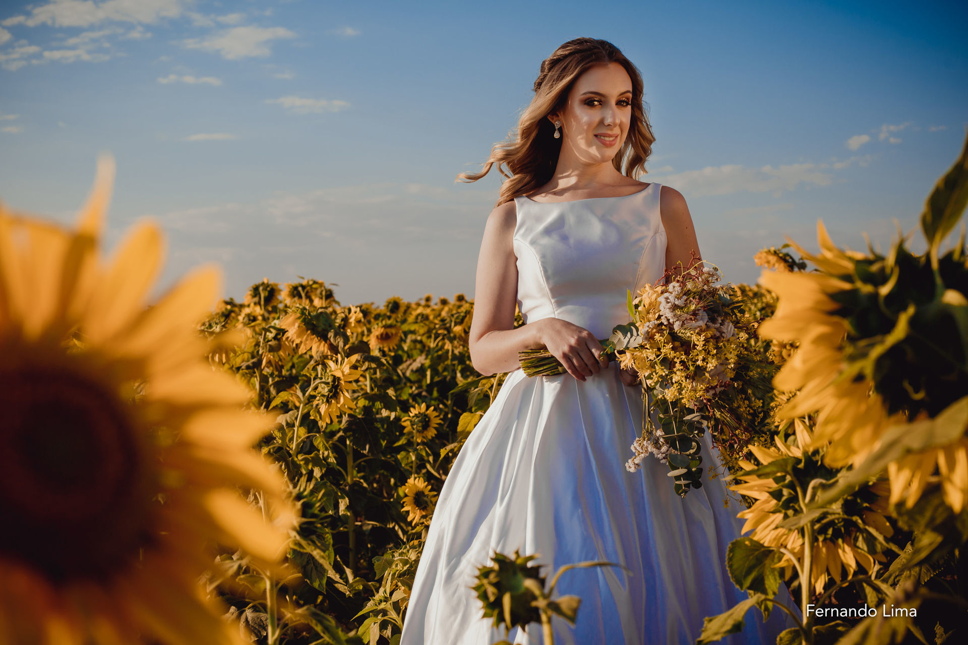 Foto Noiva no Girassol, editorial A Felicidade !!! - Imagem 5