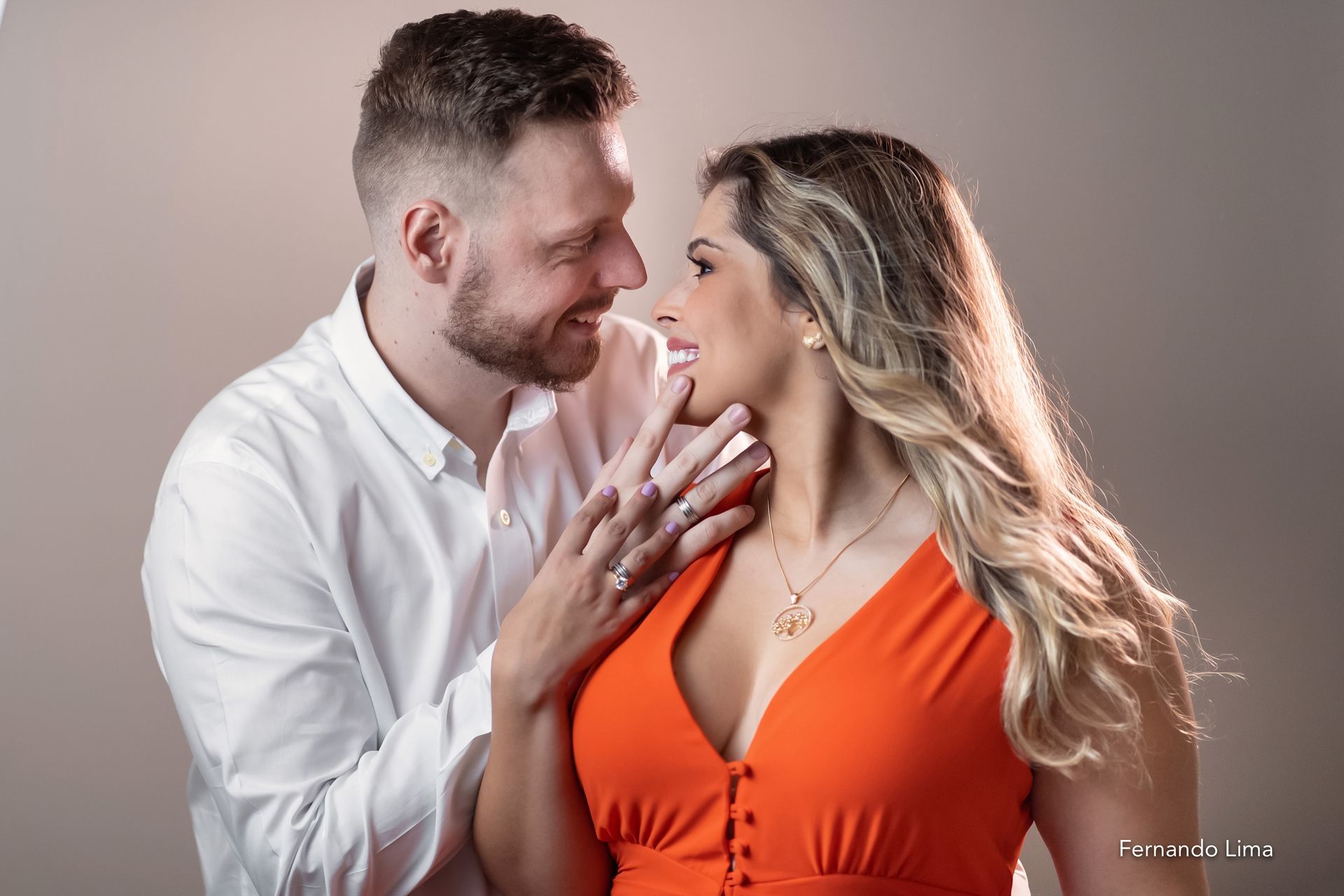 Foto Ensaio no estúdio Thallyta e Pedro - Imagem 19