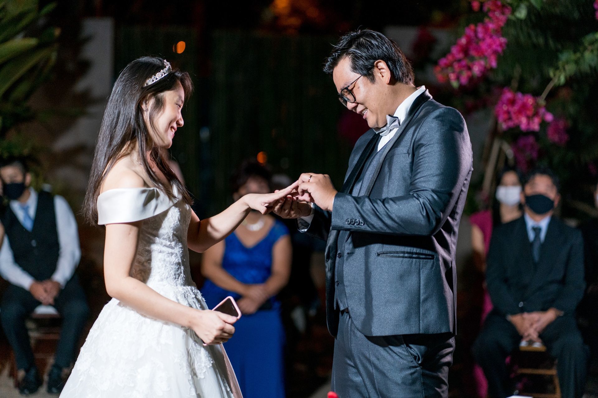 Foto MICRO CASAMENTO LILIAN E LEANDRO, NA CASA DOS PAIS DA NOIVA Foto MICRO CASAMENTO LILIAN E LEANDRO, NA CASA DOS PAIS DA NOIVA - Imagem 11