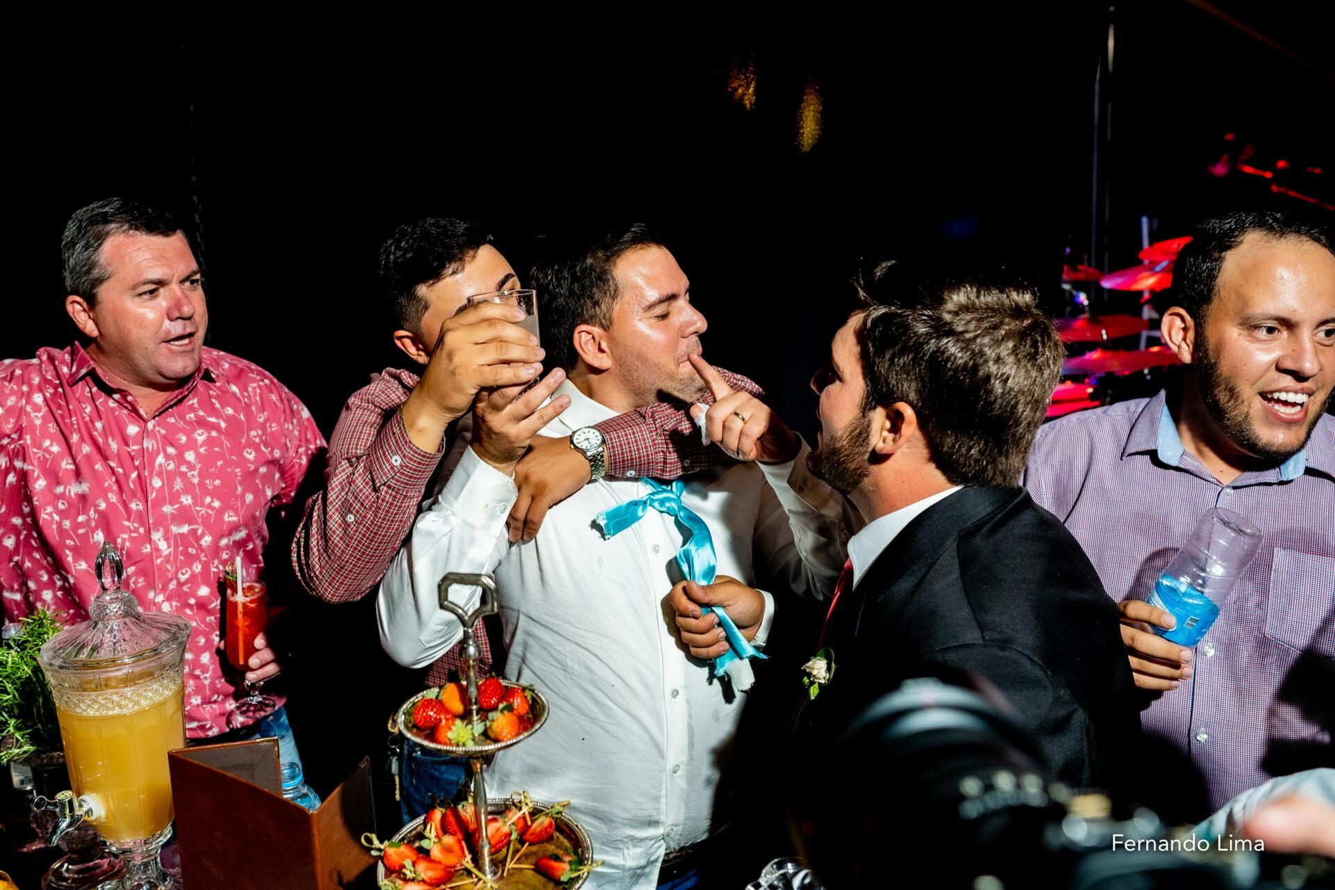 Foto CASAMENTO FRAN E CARLINHOS, CALIFORNIA ARAÇATUBA SP Foto CASAMENTO FRAN E CARLINHOS, CALIFORNIA ARAÇATUBA SP - Imagem 60