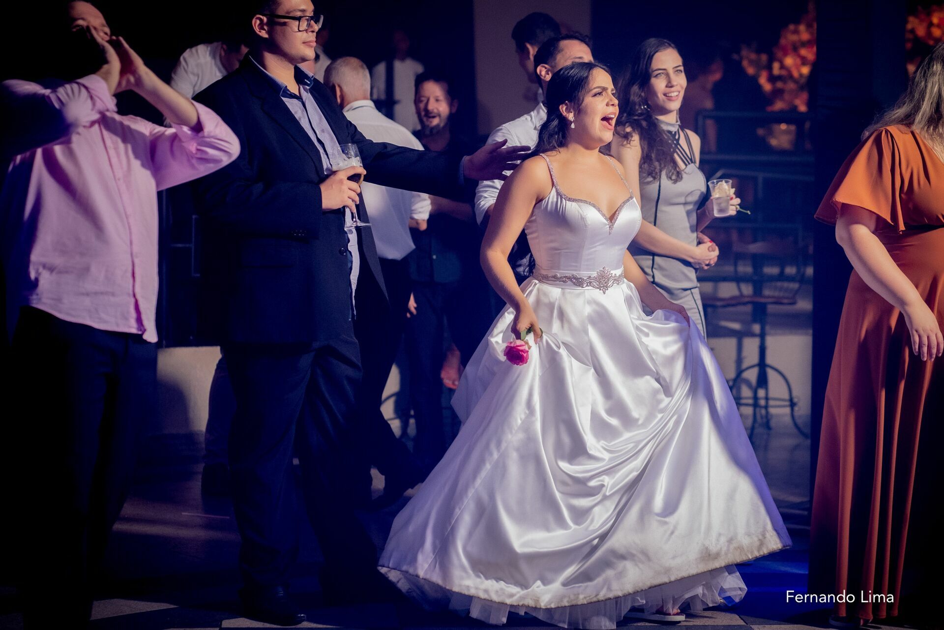 Foto CASAMENTO VANESSA E MICHEL, CERVEJARIA AVENIDA ARAÇATUBA SP Foto CASAMENTO VANESSA E MICHEL, CERVEJARIA AVENIDA ARAÇATUBA SP - Imagem 72
