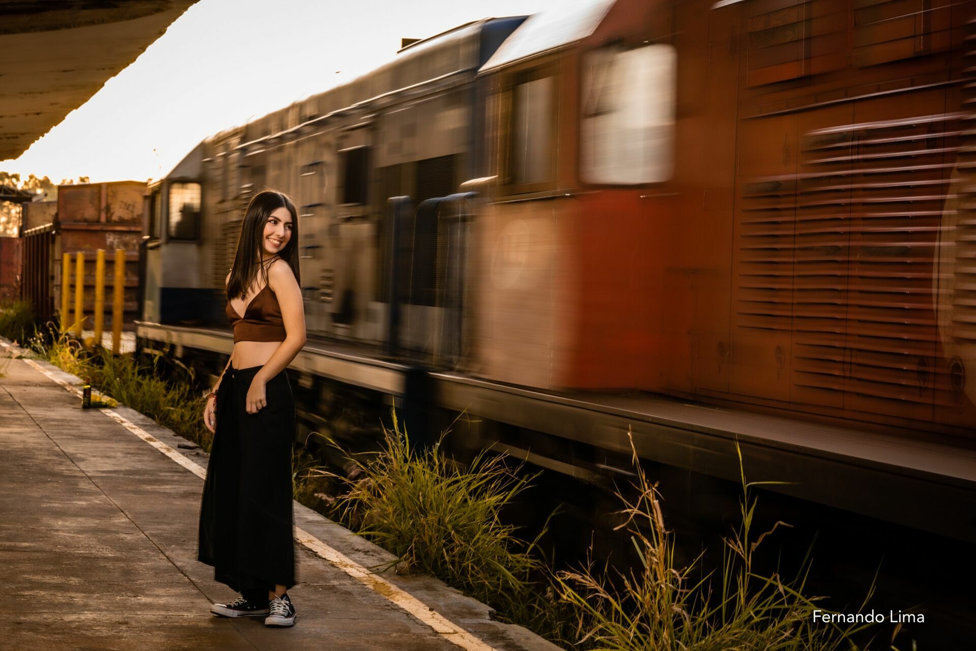 Foto BOOK 15 ANOS GIOVANA, ESTAÇÃO DO TREM ARAÇATUBA SP  - Imagem 22