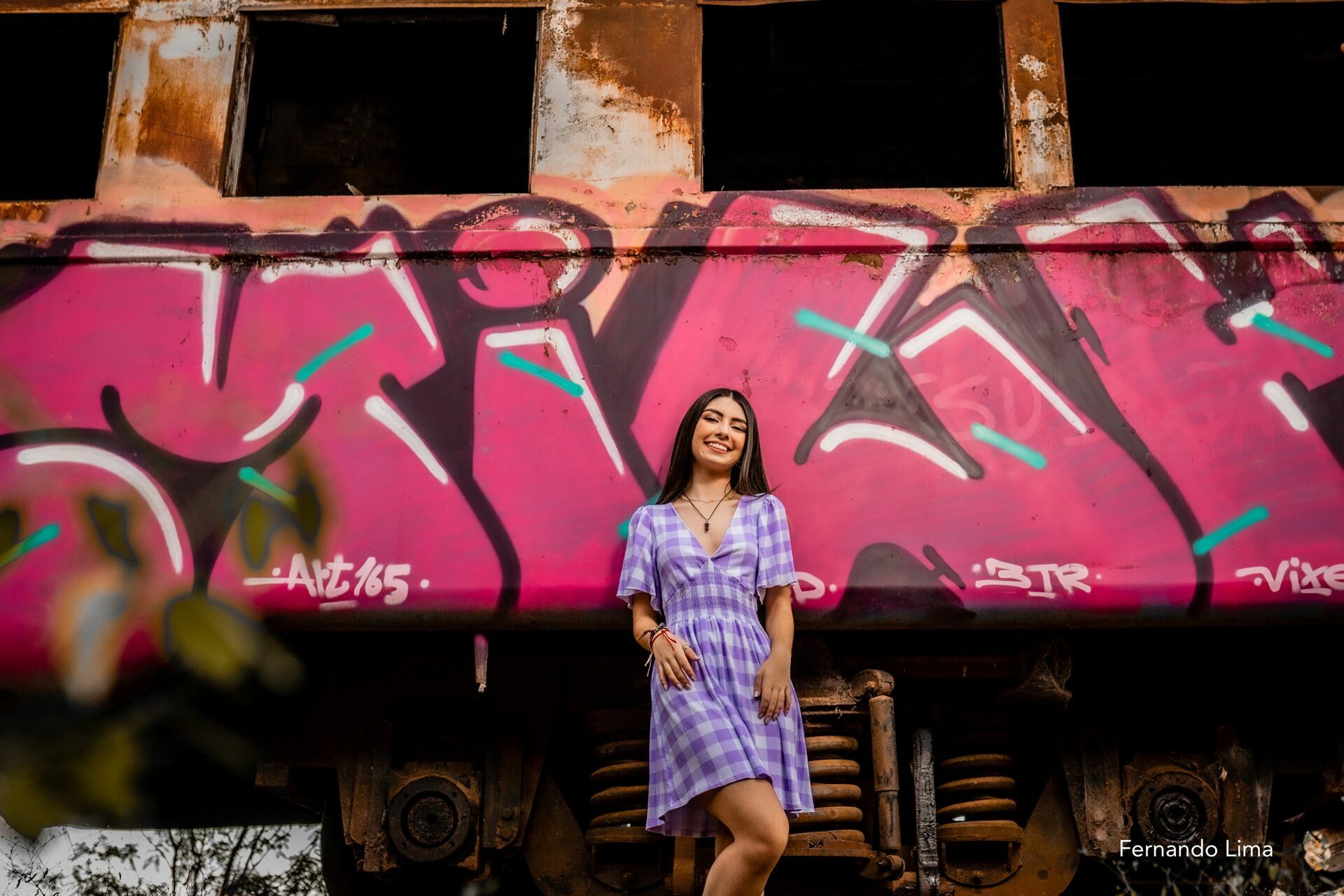 Foto BOOK 15 ANOS GIOVANA, ESTAÇÃO DO TREM ARAÇATUBA SP  - Imagem 18