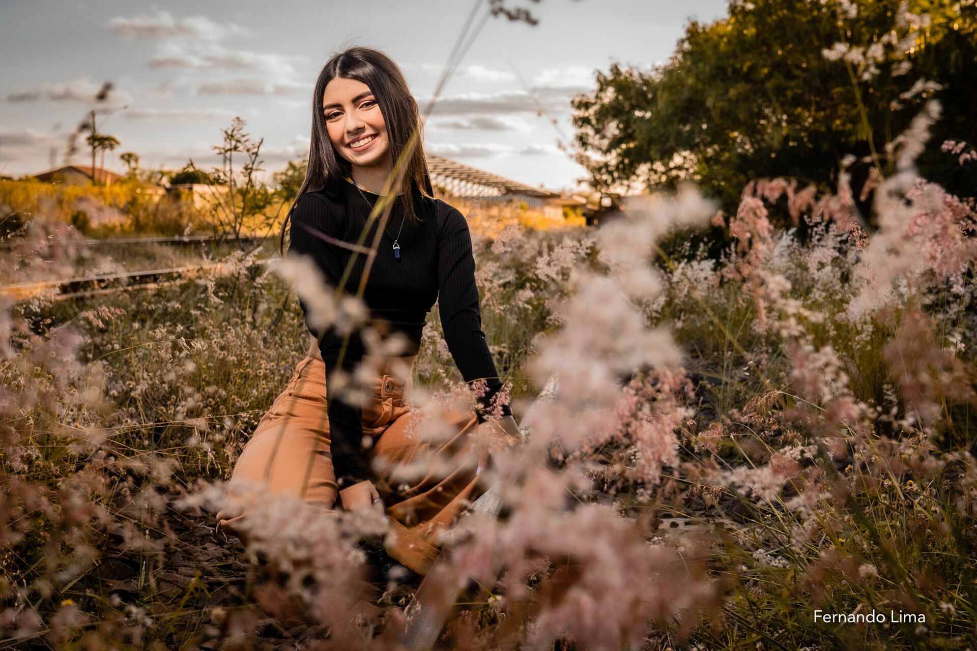 Foto BOOK 15 ANOS GIOVANA, ESTAÇÃO DO TREM ARAÇATUBA SP  - Imagem 16