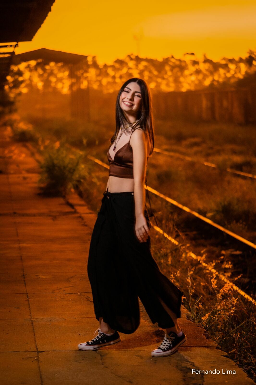 Foto BOOK 15 ANOS GIOVANA, ESTAÇÃO DO TREM ARAÇATUBA SP  - Imagem 33