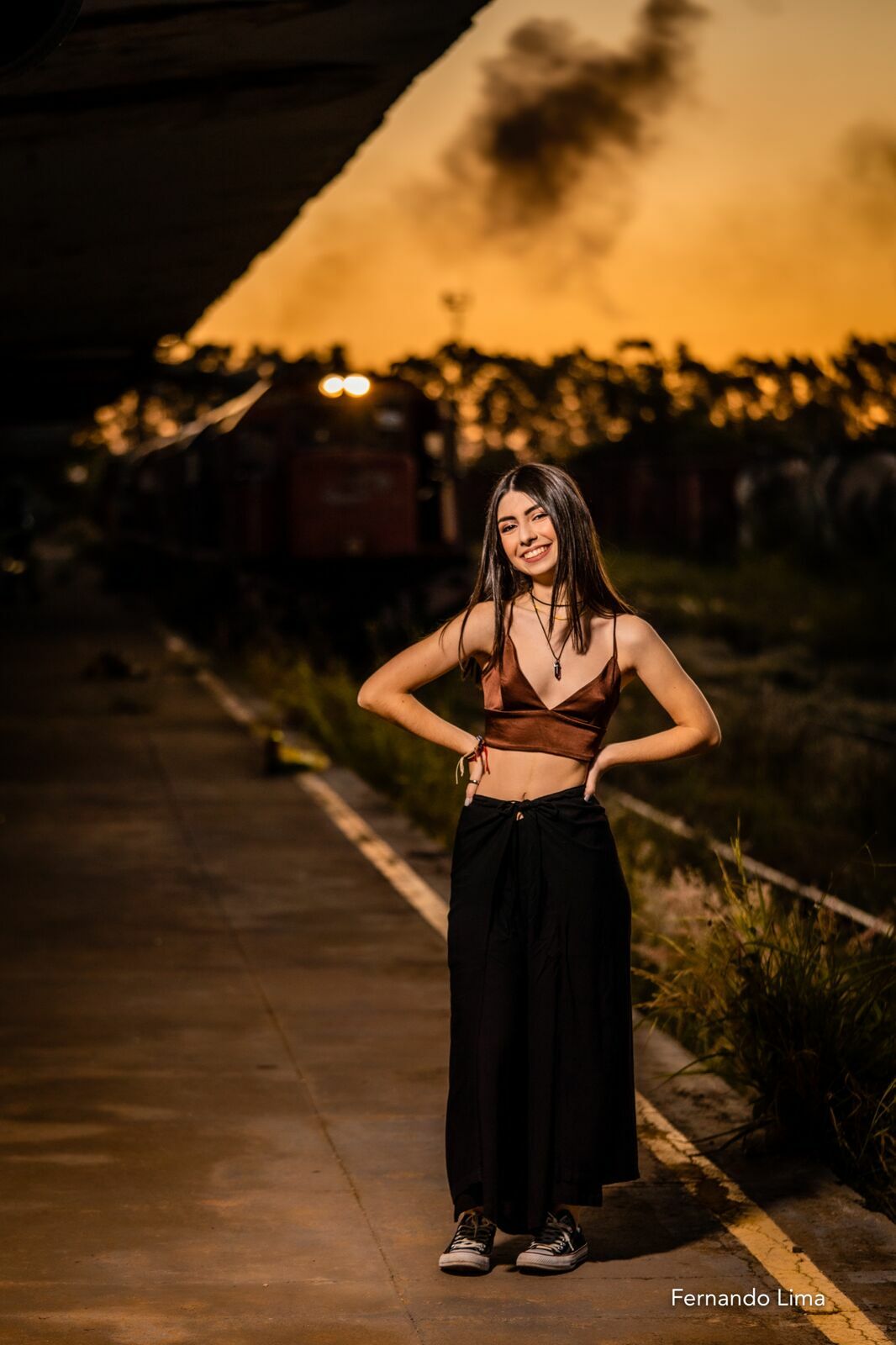 Foto BOOK 15 ANOS GIOVANA, ESTAÇÃO DO TREM ARAÇATUBA SP  - Imagem 21