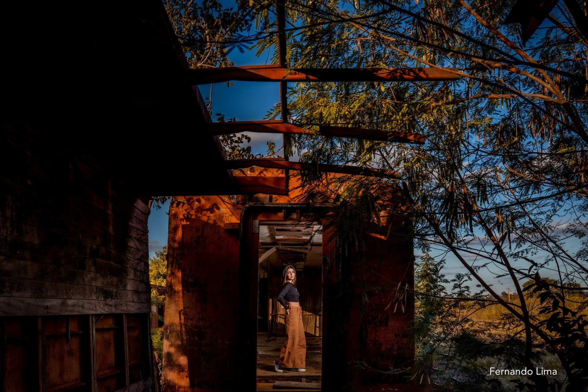 Foto BOOK 15 ANOS GIOVANA, ESTAÇÃO DO TREM ARAÇATUBA SP  - Imagem 12
