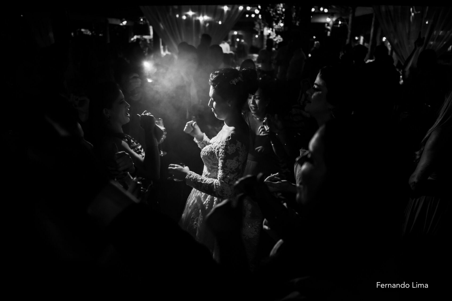 Foto CASAMENTO ANA PAULA E LUIZ FERNANDO, NO POR DO SOL DO INTERIOR Foto CASAMENTO ANA PAULA E LUIZ FERNANDO, NO POR DO SOL DO INTERIOR - Imagem 67