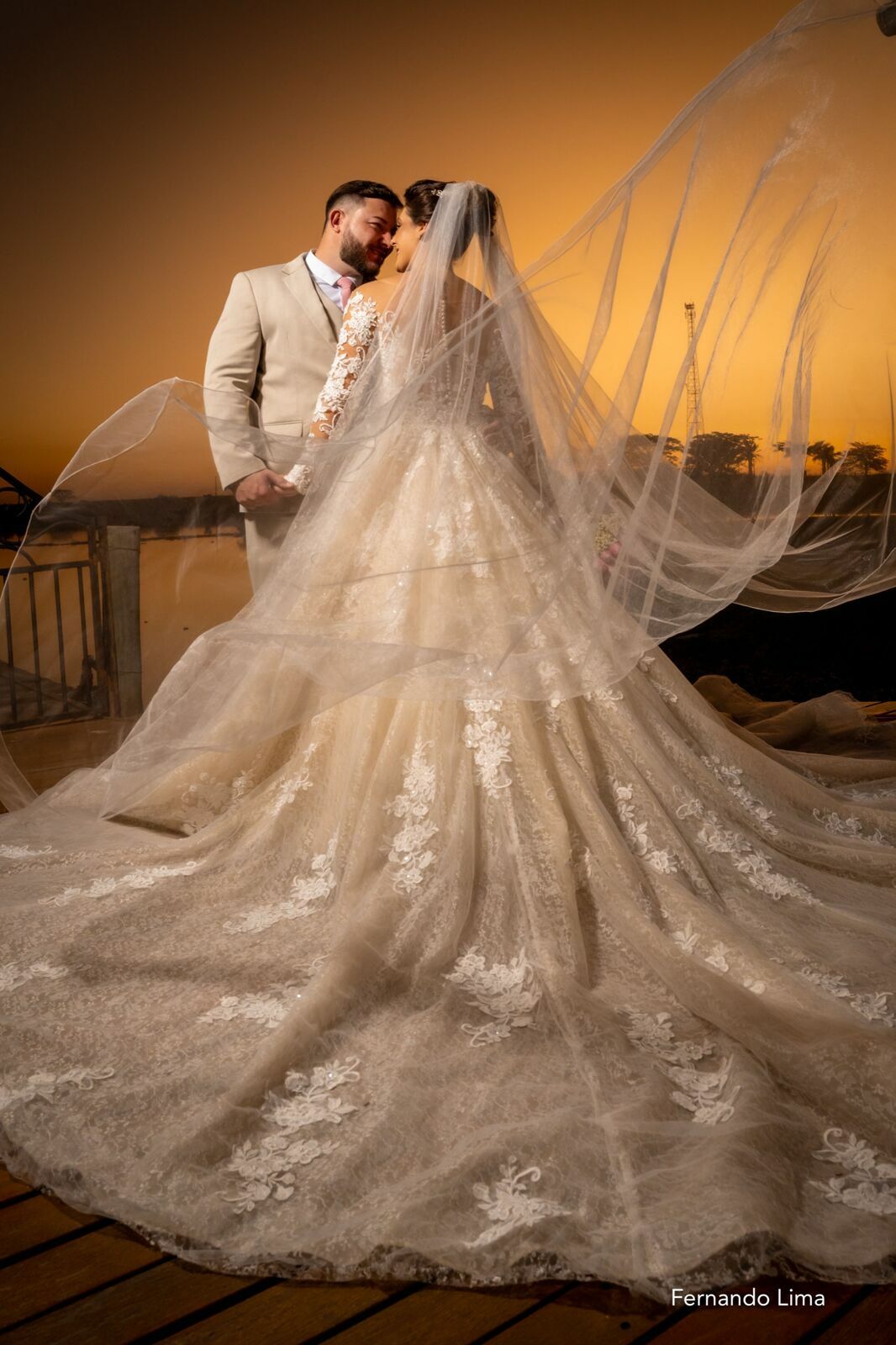 Foto CASAMENTO ANA PAULA E LUIZ FERNANDO, NO POR DO SOL DO INTERIOR Foto CASAMENTO ANA PAULA E LUIZ FERNANDO, NO POR DO SOL DO INTERIOR - Imagem 45