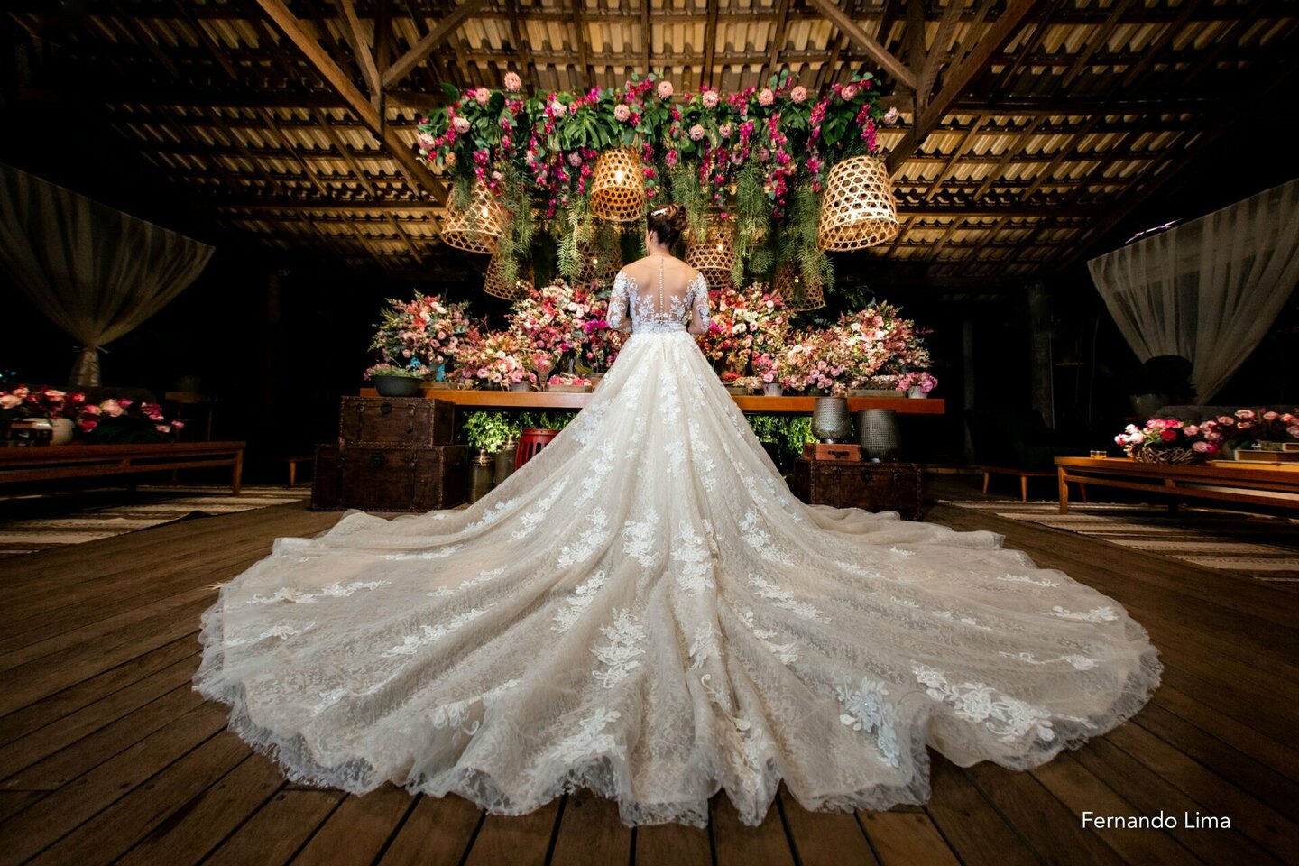 CASAMENTO ANA PAULA E LUIZ FERNANDO, NO POR DO SOL DO INTERIOR CASAMENTO ANA PAULA E LUIZ FERNANDO, NO POR DO SOL DO INTERIOR