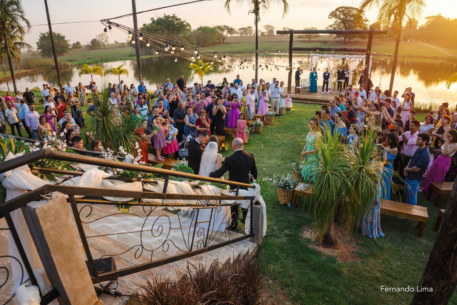 Foto CASAMENTO GABRIELA E ALAN, PORTTAL DO LAGO GUARARAPES SP Foto CASAMENTO GABRIELA E ALAN, PORTTAL DO LAGO GUARARAPES SP - Imagem 13
