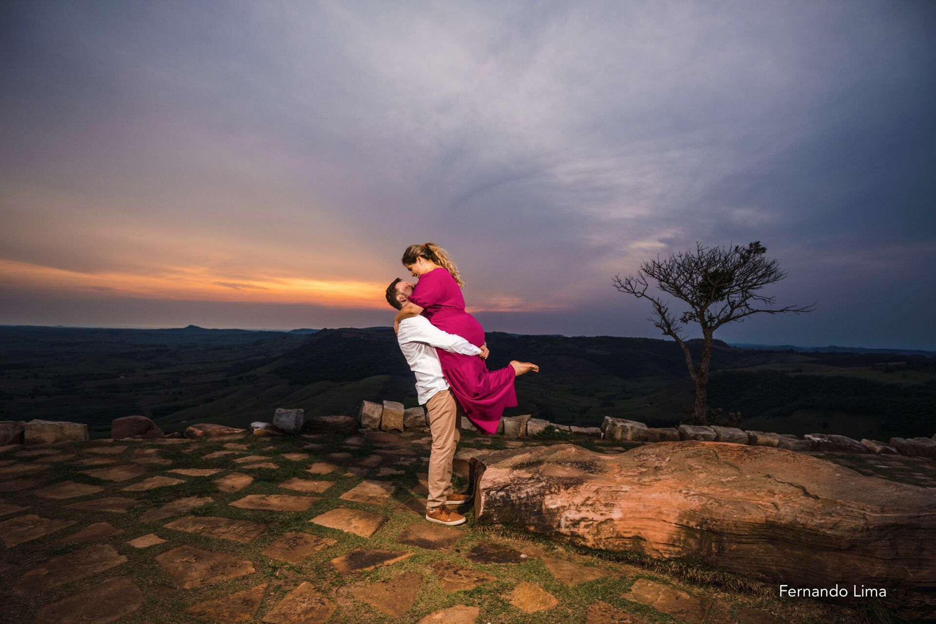 Foto Ensaio de Casal, Pré Wedding Tallyta e Pedro, Morro do Gavião, PR Foto Ensaio de Casal, Pré Wedding Tallyta e Pedro, Morro do Gavião, PR - Imagem 42