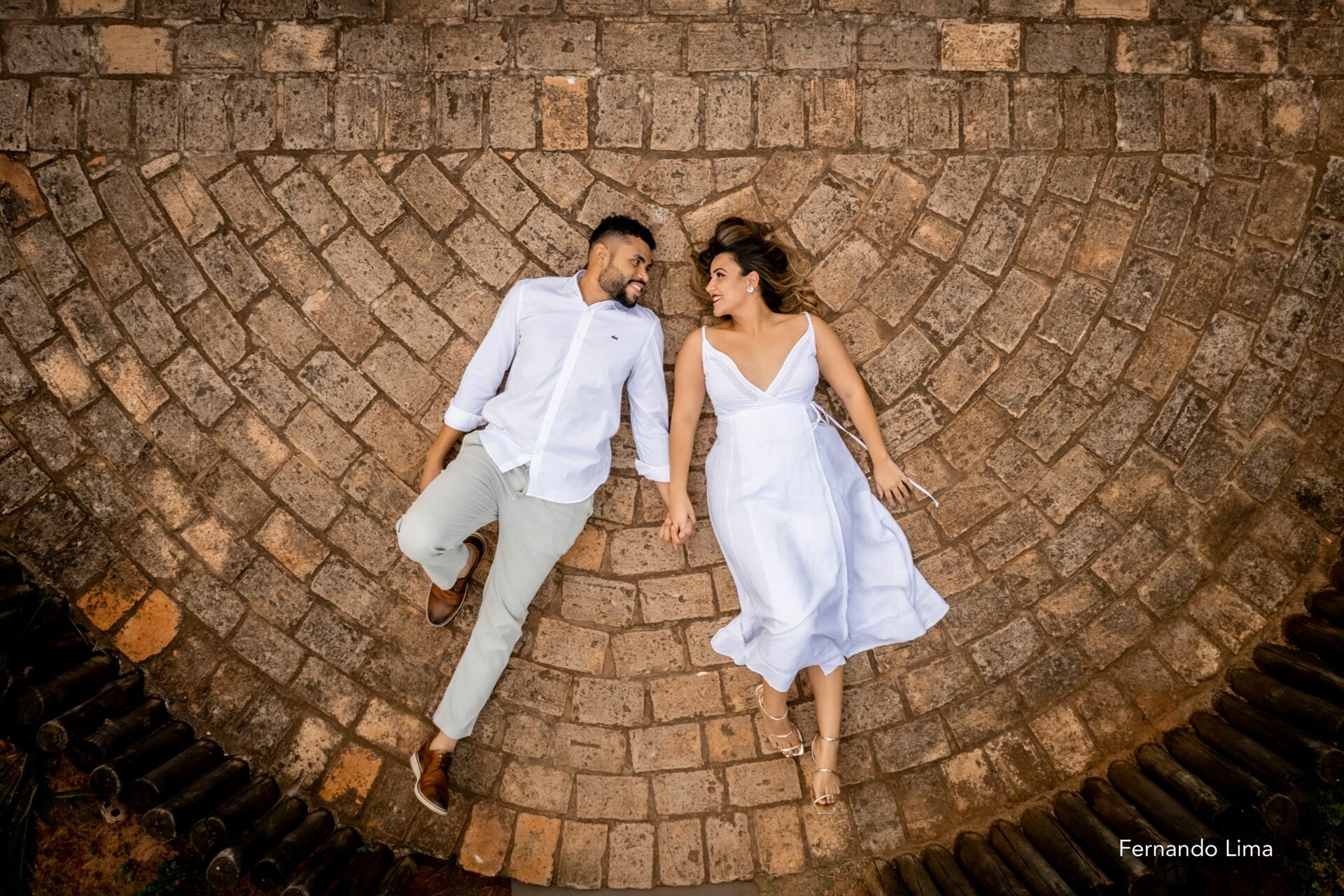 Foto Ensaio De Casal, Pré Wedding Viviane e Douglas, Estância Monza Foto Ensaio De Casal, Pré Wedding Viviane e Douglas, Estância Monza - Imagem 31