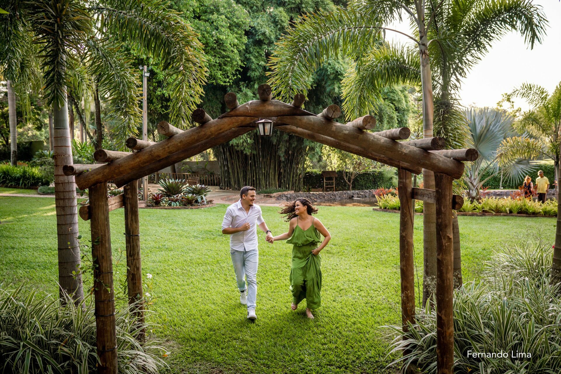 Foto Ensaio de Casal, Pré Wedding Raul e Carol, O Incantare Bariri SP Foto Ensaio de Casal, Pré Wedding Raul e Carol, O Incantare Bariri SP - Imagem 35