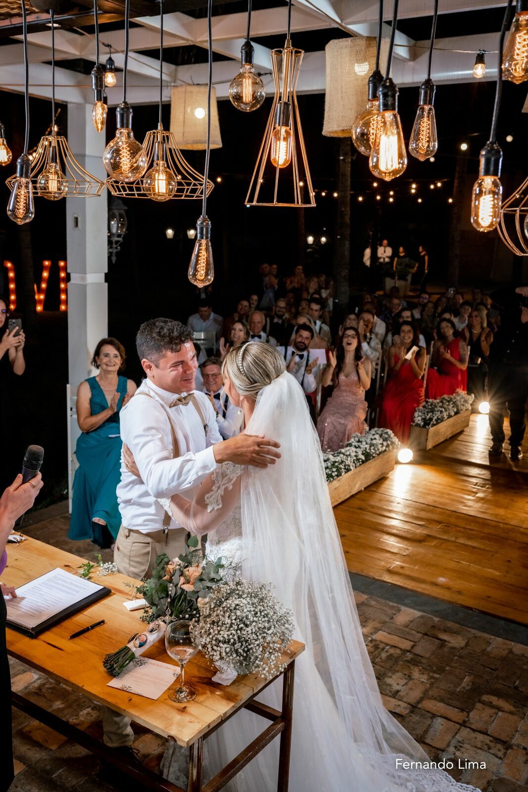 Foto CASAMENTO EMILIANE E EBERT - CALIFÓRNIA EVENTOS Foto CASAMENTO EMILIANE E EBERT - CALIFÓRNIA EVENTOS - Imagem 51