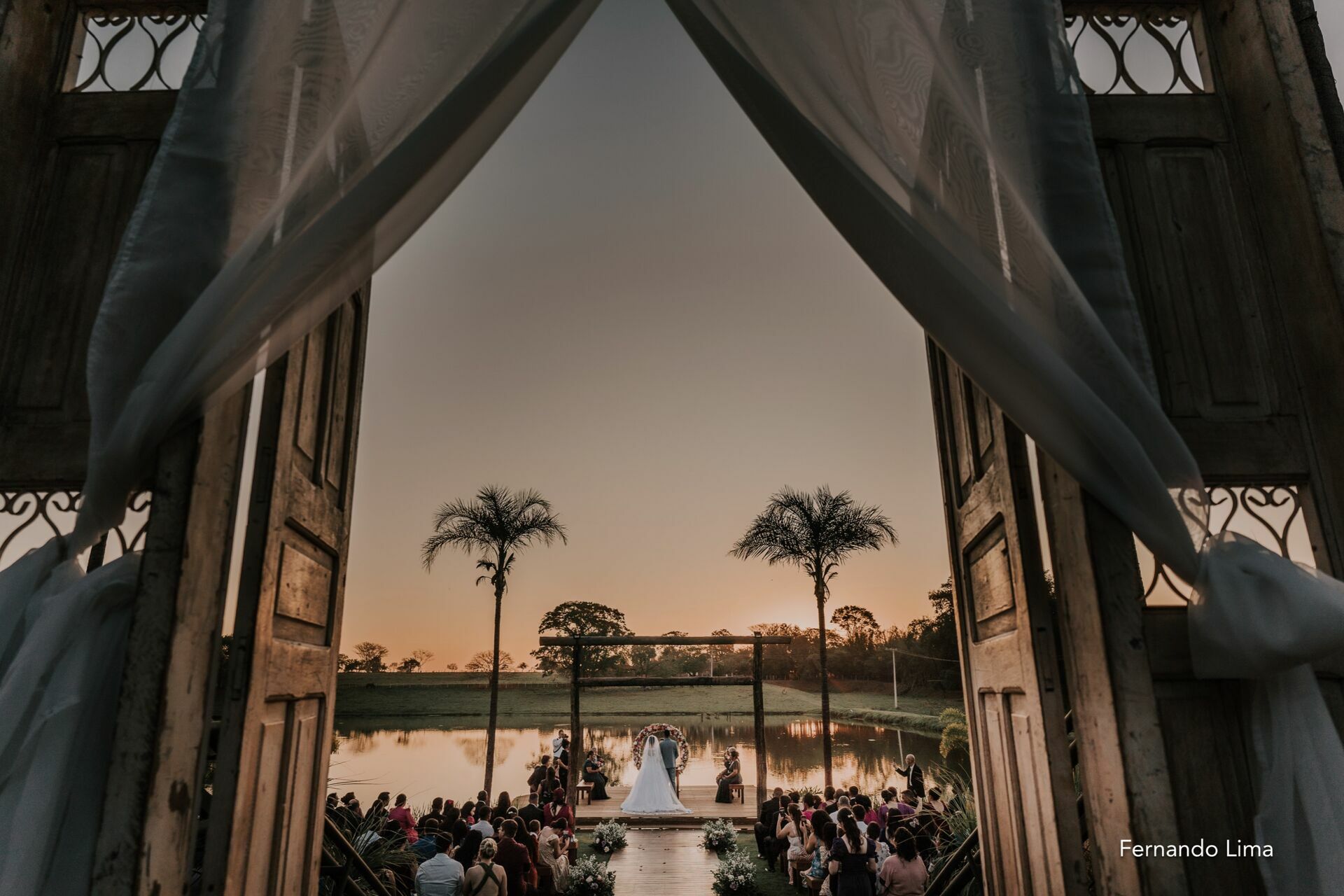 Foto CASAMENTO DANIEL E JULIANA - PORTALA DO LAGO Foto CASAMENTO DANIEL E JULIANA - PORTALA DO LAGO - Imagem 9