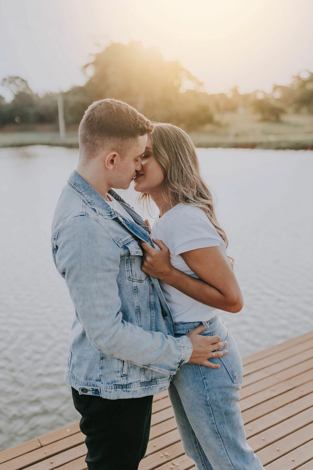 Foto ENSAIO DE CASAL - PRÉ WEDDING GABRIELA E JR - PORTAL DO LAGO - Imagem 16