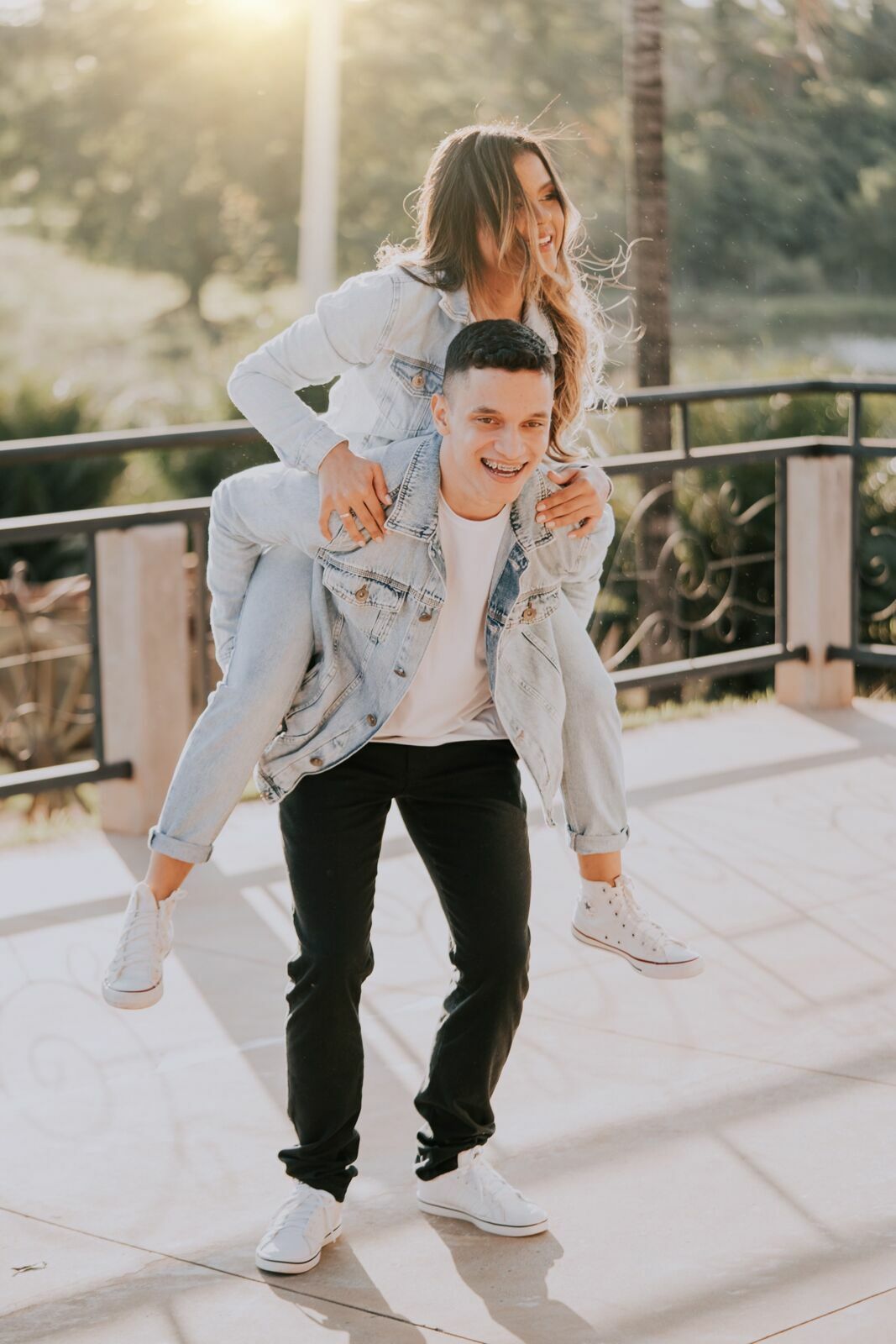 Foto ENSAIO DE CASAL - PRÉ WEDDING GABRIELA E JR - PORTAL DO LAGO - Imagem 3