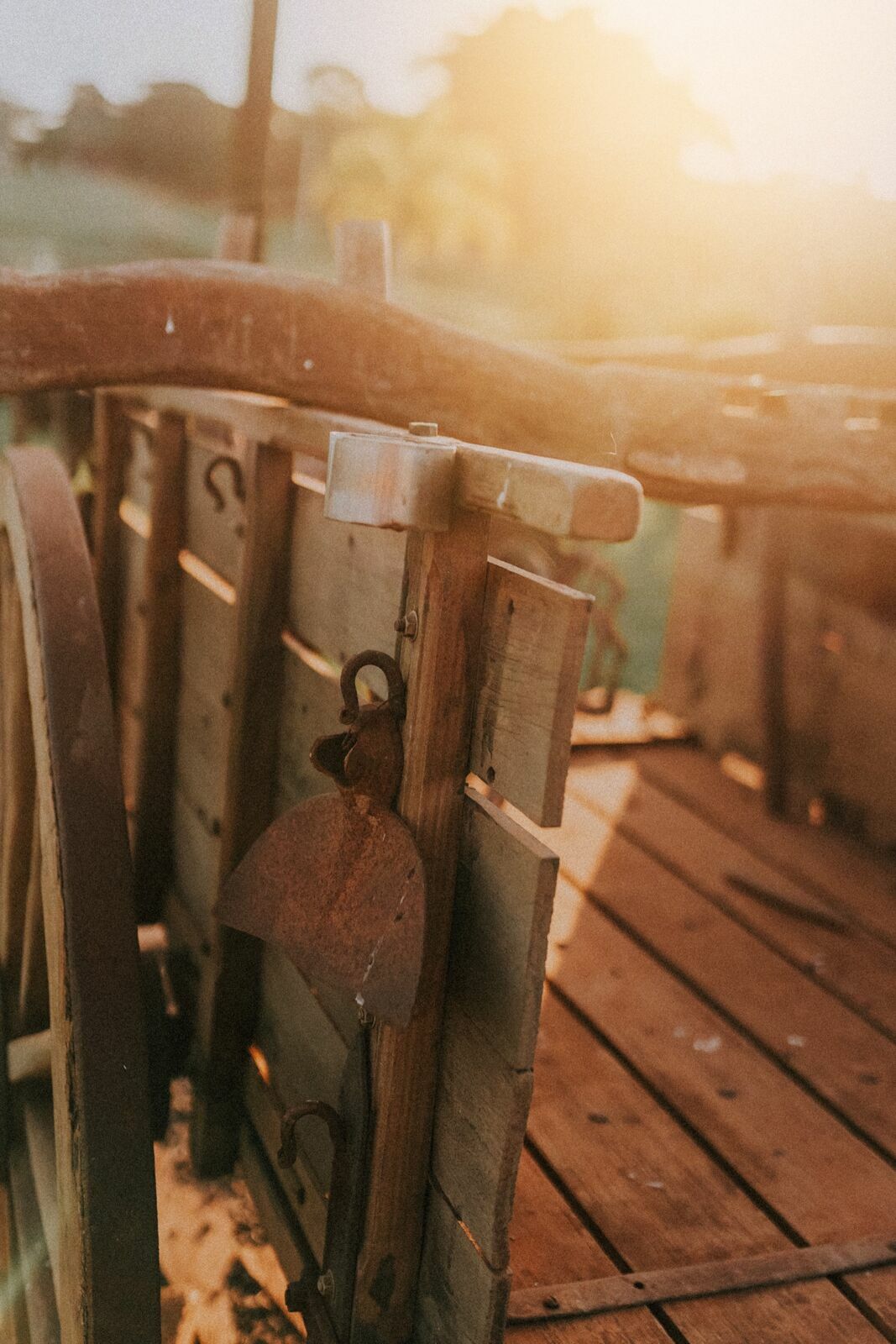 Foto ENSAIO DE CASAL - PRÉ WEDDING GABRIELA E JR - PORTAL DO LAGO - Imagem 25