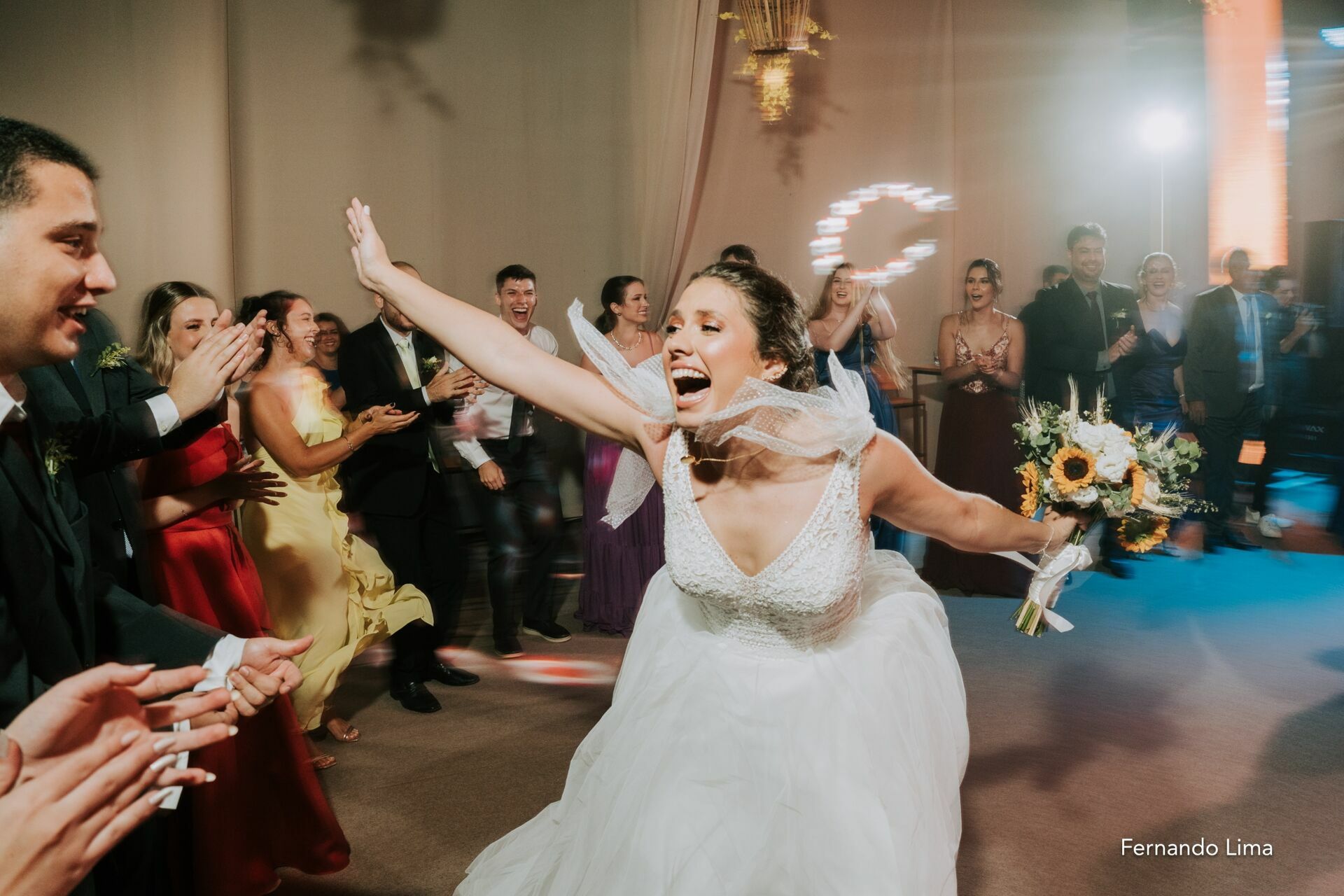 Foto Amor e Vinho: O Encantador Casamento de Julia e Lucas na Vinícola Foto Amor e Vinho: O Encantador Casamento de Julia e Lucas na Vinícola - Imagem 44