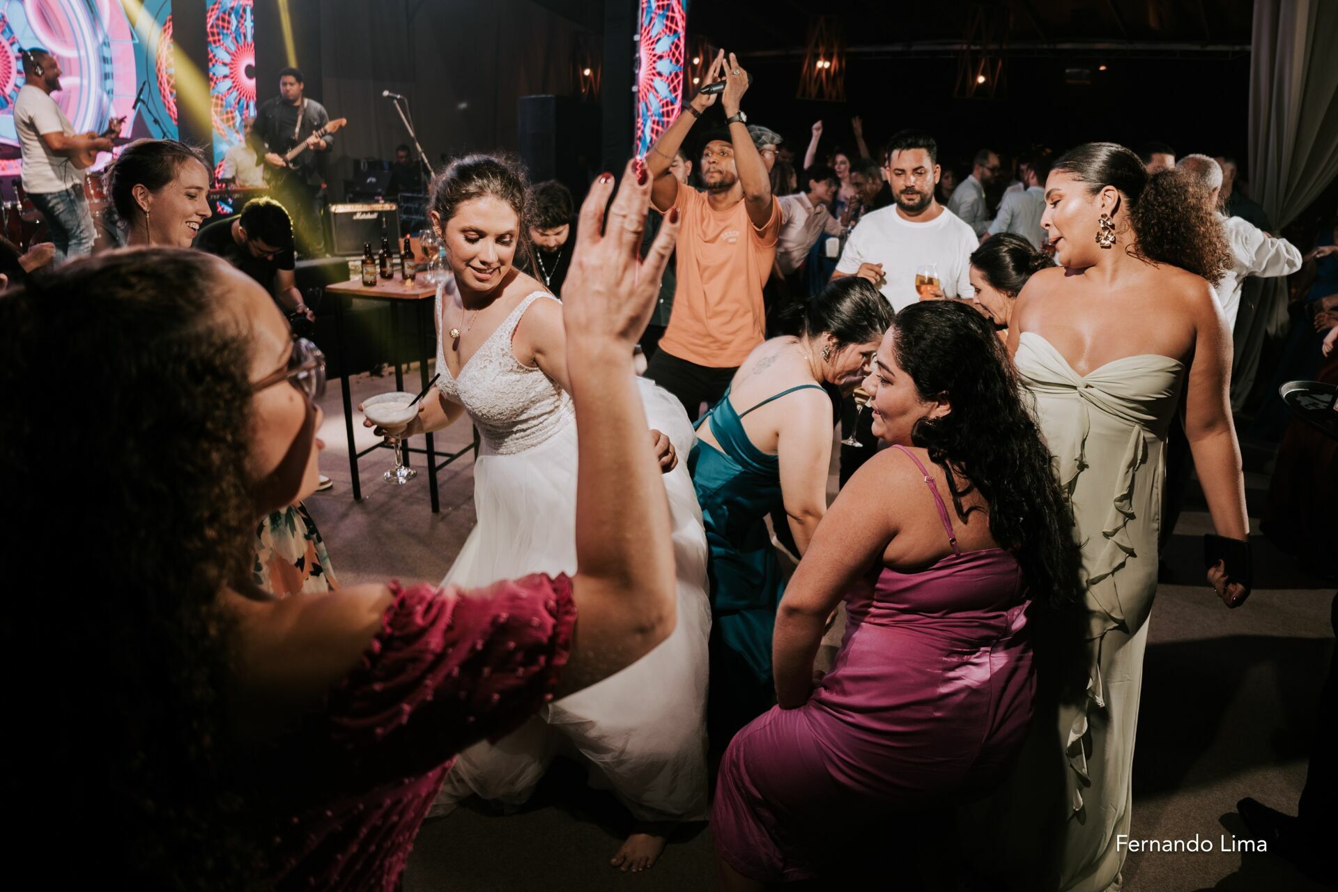 Foto Amor e Vinho: O Encantador Casamento de Julia e Lucas na Vinícola Foto Amor e Vinho: O Encantador Casamento de Julia e Lucas na Vinícola - Imagem 51