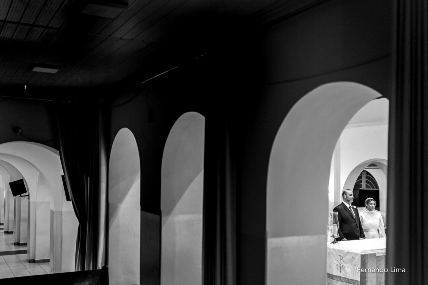 UM CASAMENTO CLÁSSICO E ABENÇOADO EM VALPARAÍSO - SP