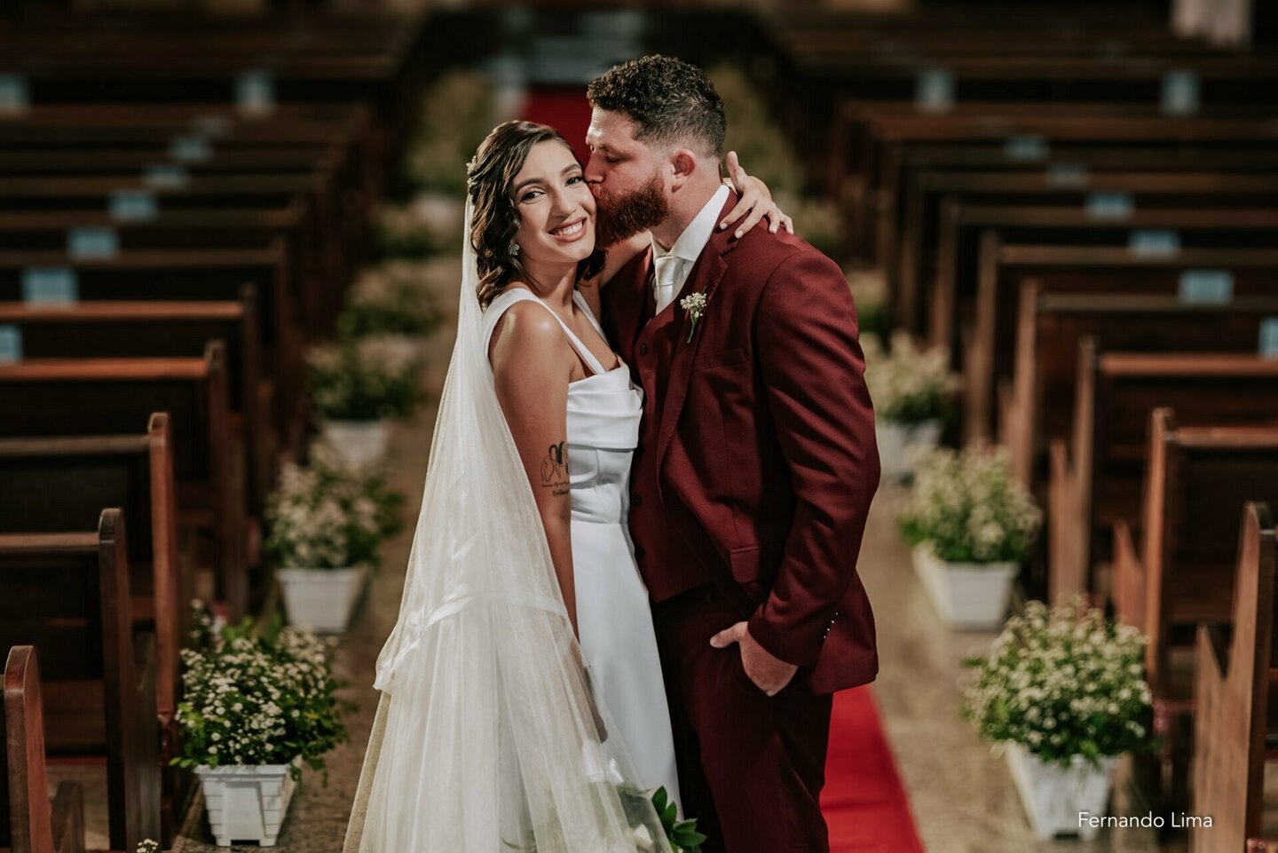CASAMENTO DE BIANCA E MATHEUS: UMA CELEBRAÇÃO LINDA NA IGREJA PARAÍSO