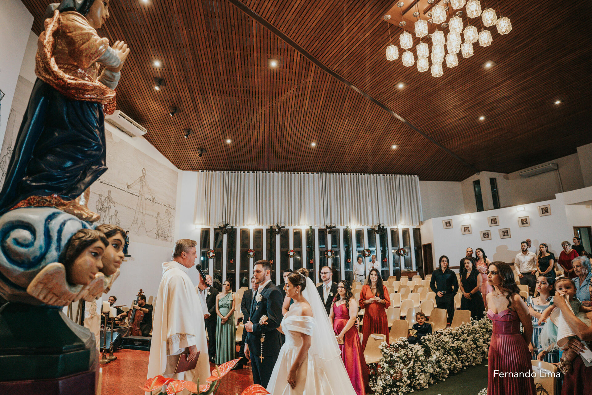 Foto CASAMENTO DE JULIANA E EDI: UMA UNIÃO ENCANTADORA NA CAPELA DO SALESIANO EM ARAÇATUBA Foto CASAMENTO DE JULIANA E EDI: UMA UNIÃO ENCANTADORA NA CAPELA DO SALESIANO EM ARAÇATUBA - Imagem 14