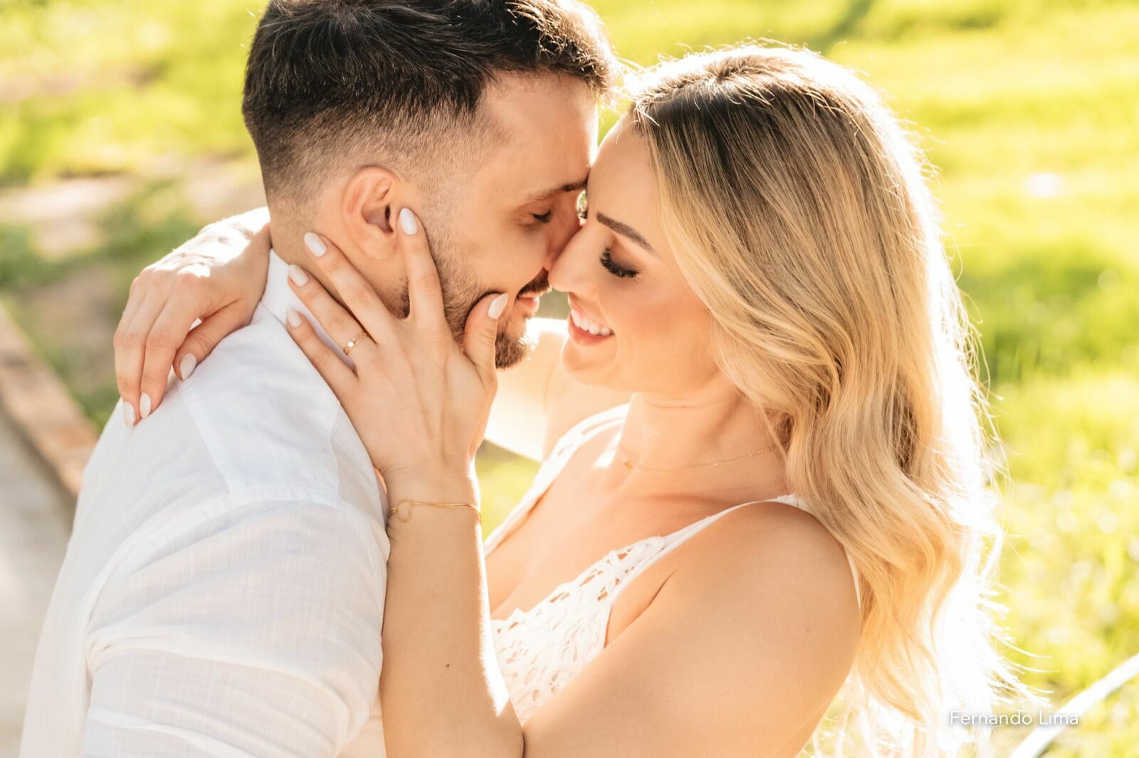 Foto ENSAIO PRÉ-WEDDING DE MARIANA E RENAN: UM PÔR DO SOL INCRÍVEL NA QUINTA DO SARDÃO EM GUARARAPES Foto ENSAIO PRÉ-WEDDING DE MARIANA E RENAN: UM PÔR DO SOL INCRÍVEL NA QUINTA DO SARDÃO EM GUARARAPES - Imagem 25