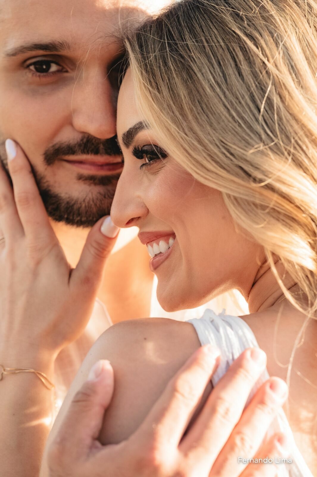 Foto ENSAIO PRÉ-WEDDING DE MARIANA E RENAN: UM PÔR DO SOL INCRÍVEL NA QUINTA DO SARDÃO EM GUARARAPES Foto ENSAIO PRÉ-WEDDING DE MARIANA E RENAN: UM PÔR DO SOL INCRÍVEL NA QUINTA DO SARDÃO EM GUARARAPES - Imagem 6