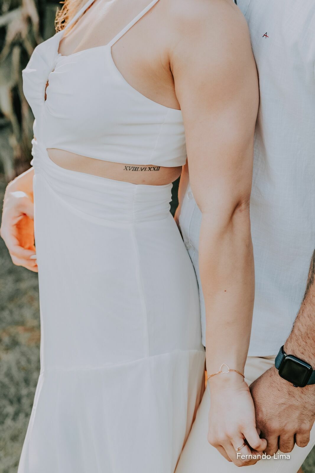 Foto ENSAIO PRÉ-WEDDING DE MARIANA E RENAN: UM PÔR DO SOL INCRÍVEL NA QUINTA DO SARDÃO EM GUARARAPES Foto ENSAIO PRÉ-WEDDING DE MARIANA E RENAN: UM PÔR DO SOL INCRÍVEL NA QUINTA DO SARDÃO EM GUARARAPES - Imagem 4