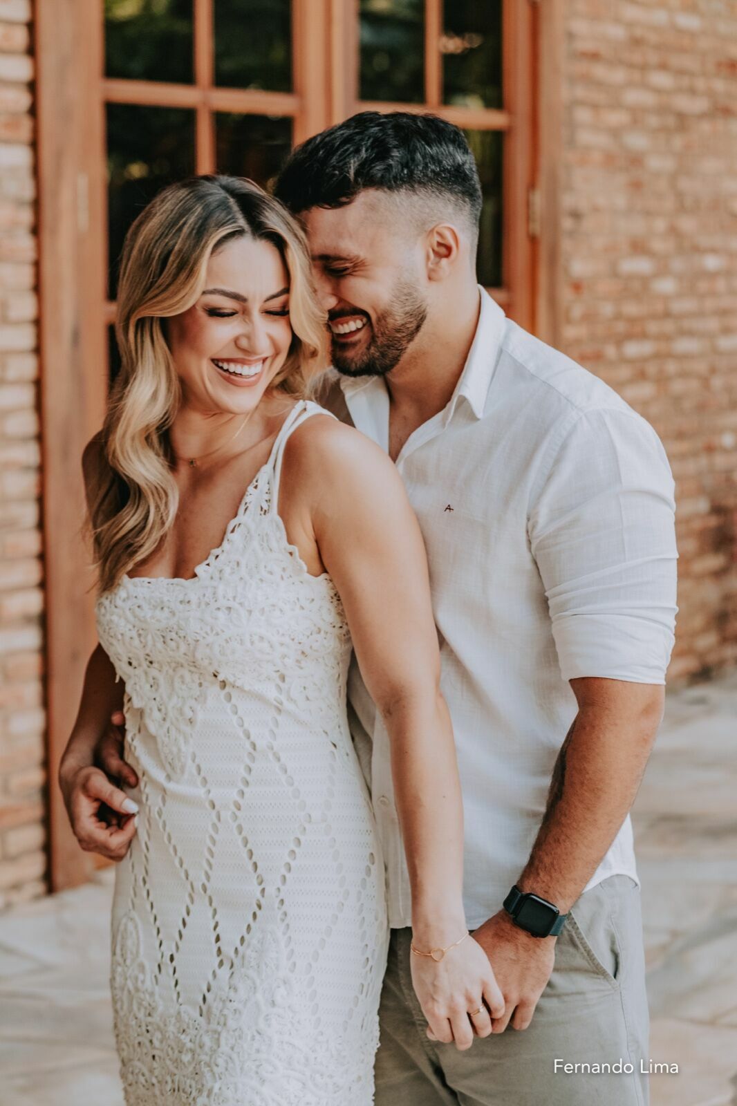 Foto ENSAIO PRÉ-WEDDING DE MARIANA E RENAN: UM PÔR DO SOL INCRÍVEL NA QUINTA DO SARDÃO EM GUARARAPES Foto ENSAIO PRÉ-WEDDING DE MARIANA E RENAN: UM PÔR DO SOL INCRÍVEL NA QUINTA DO SARDÃO EM GUARARAPES - Imagem 1