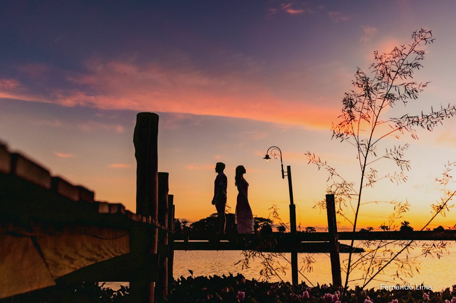 Foto ENSAIO PRÉ-WEDDING DE MARIANA E RENAN: UM PÔR DO SOL INCRÍVEL NA QUINTA DO SARDÃO EM GUARARAPES Foto ENSAIO PRÉ-WEDDING DE MARIANA E RENAN: UM PÔR DO SOL INCRÍVEL NA QUINTA DO SARDÃO EM GUARARAPES - Imagem 35