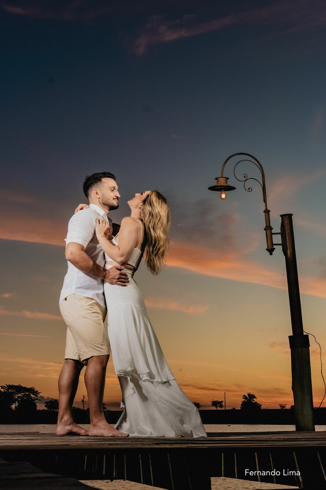 Foto ENSAIO PRÉ-WEDDING DE MARIANA E RENAN: UM PÔR DO SOL INCRÍVEL NA QUINTA DO SARDÃO EM GUARARAPES Foto ENSAIO PRÉ-WEDDING DE MARIANA E RENAN: UM PÔR DO SOL INCRÍVEL NA QUINTA DO SARDÃO EM GUARARAPES - Imagem 46