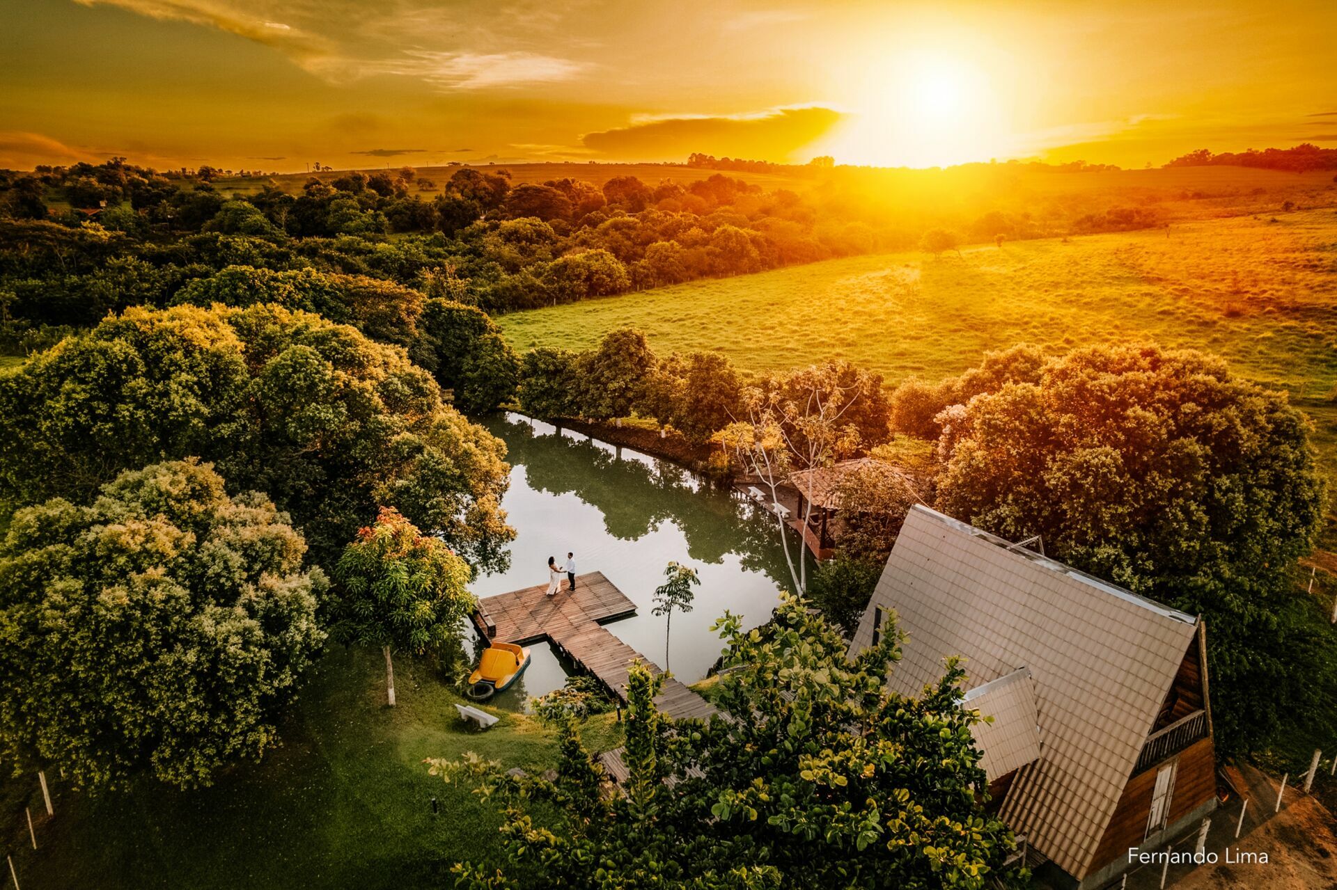 Foto Pré-Wedding Mariana & Marcelo – Um Pôr do Sol Incrível na Estância Monza - Imagem 0