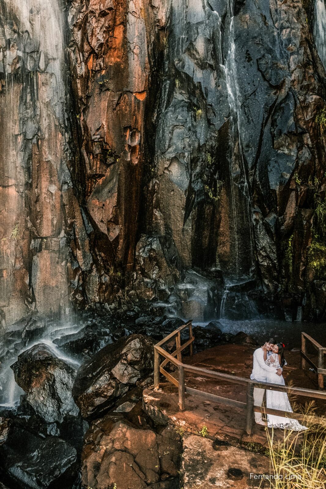 Foto Ensaio Pré-Wedding em Brotas-SP: Natureza, Emoção e Amor em cada Foto Foto Ensaio Pré-Wedding em Brotas-SP: Natureza, Emoção e Amor em cada Foto - Imagem 18