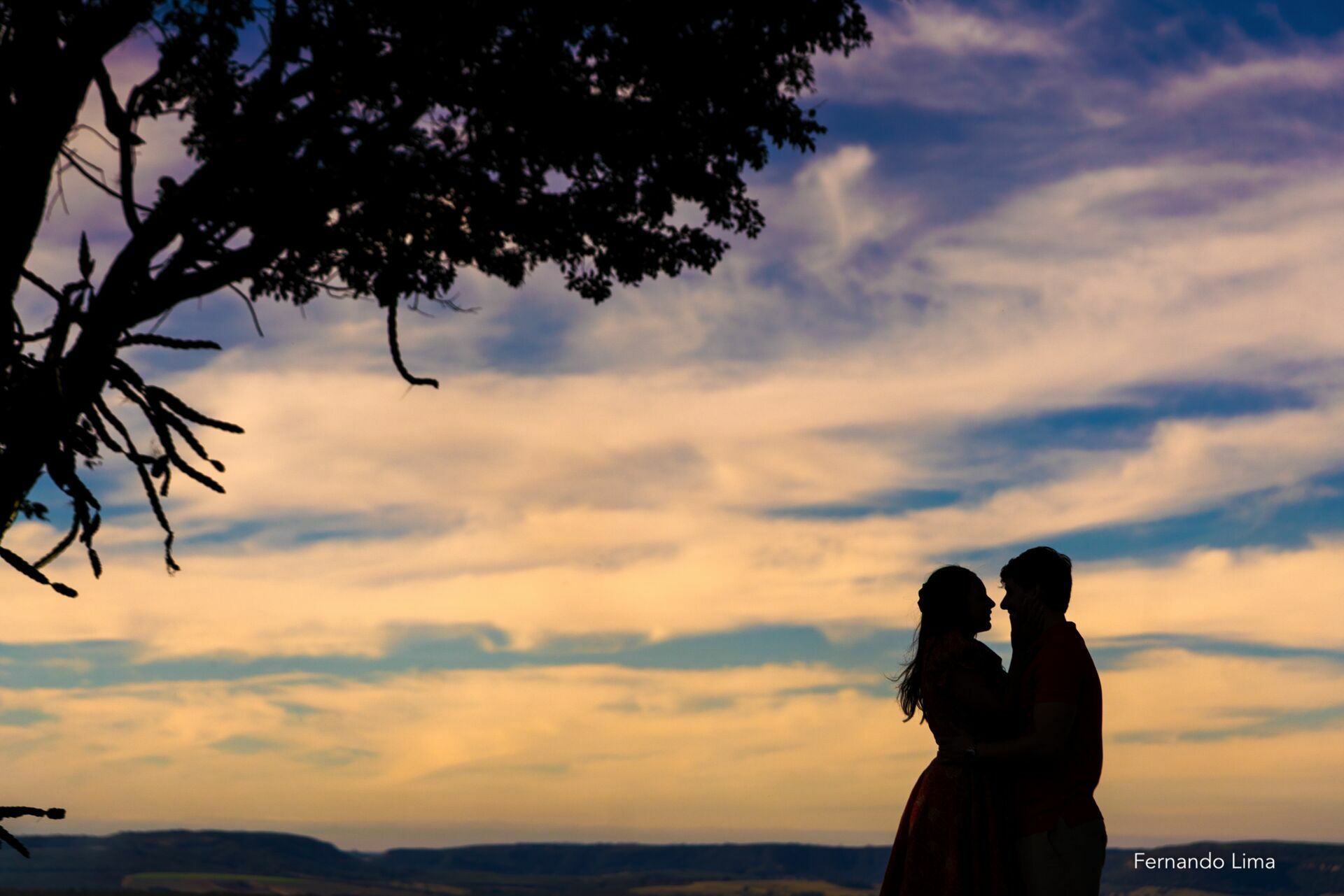 Foto Ensaio Pré-Wedding em Brotas-SP: Natureza, Emoção e Amor em cada Foto Foto Ensaio Pré-Wedding em Brotas-SP: Natureza, Emoção e Amor em cada Foto - Imagem 17