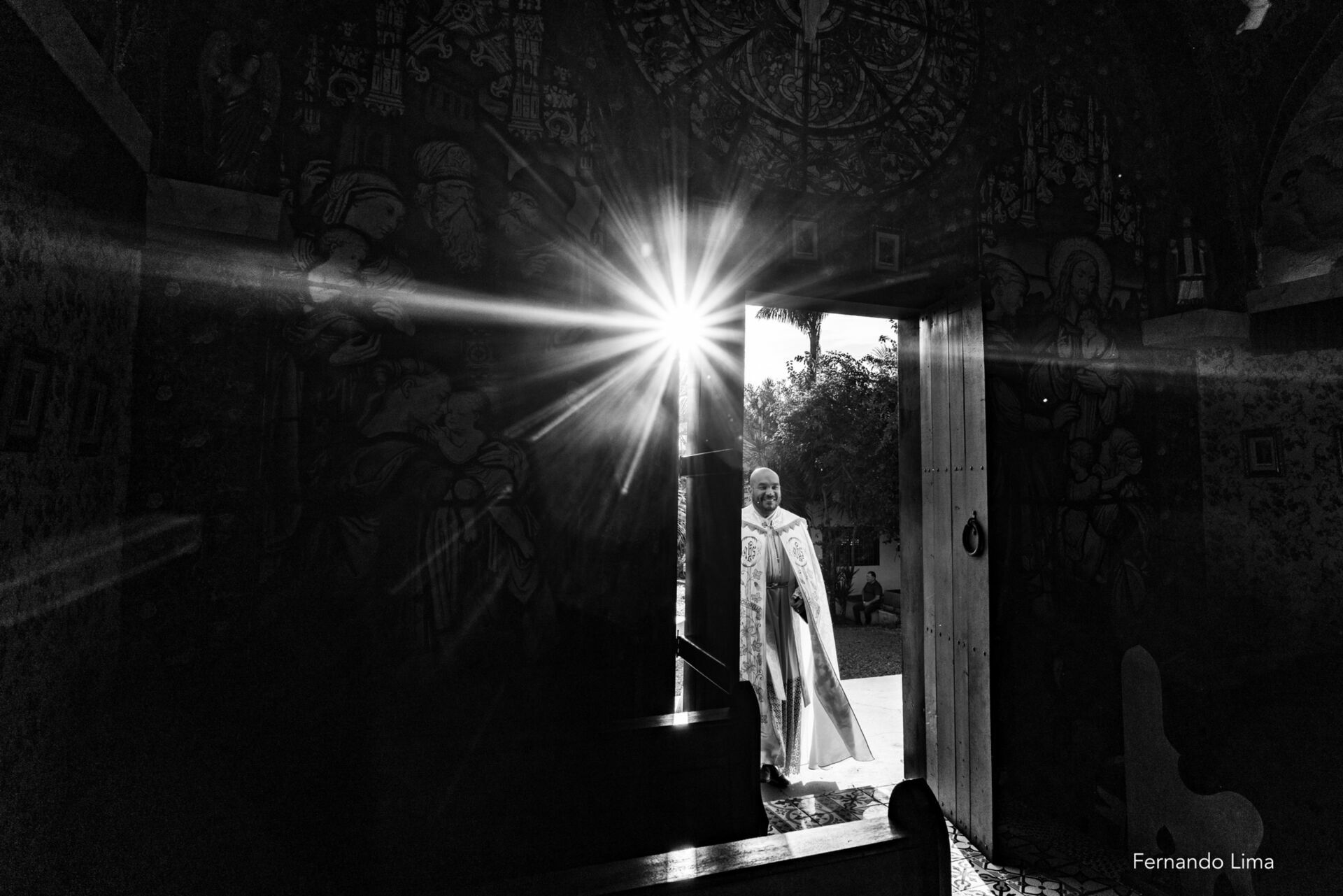 Foto Casamento ao Pôr do Sol em Ibitinga-SP no Espaço Alex Vitro: Um Dia Inesquecível Foto Casamento ao Pôr do Sol em Ibitinga-SP no Espaço Alex Vitro: Um Dia Inesquecível - Imagem 23