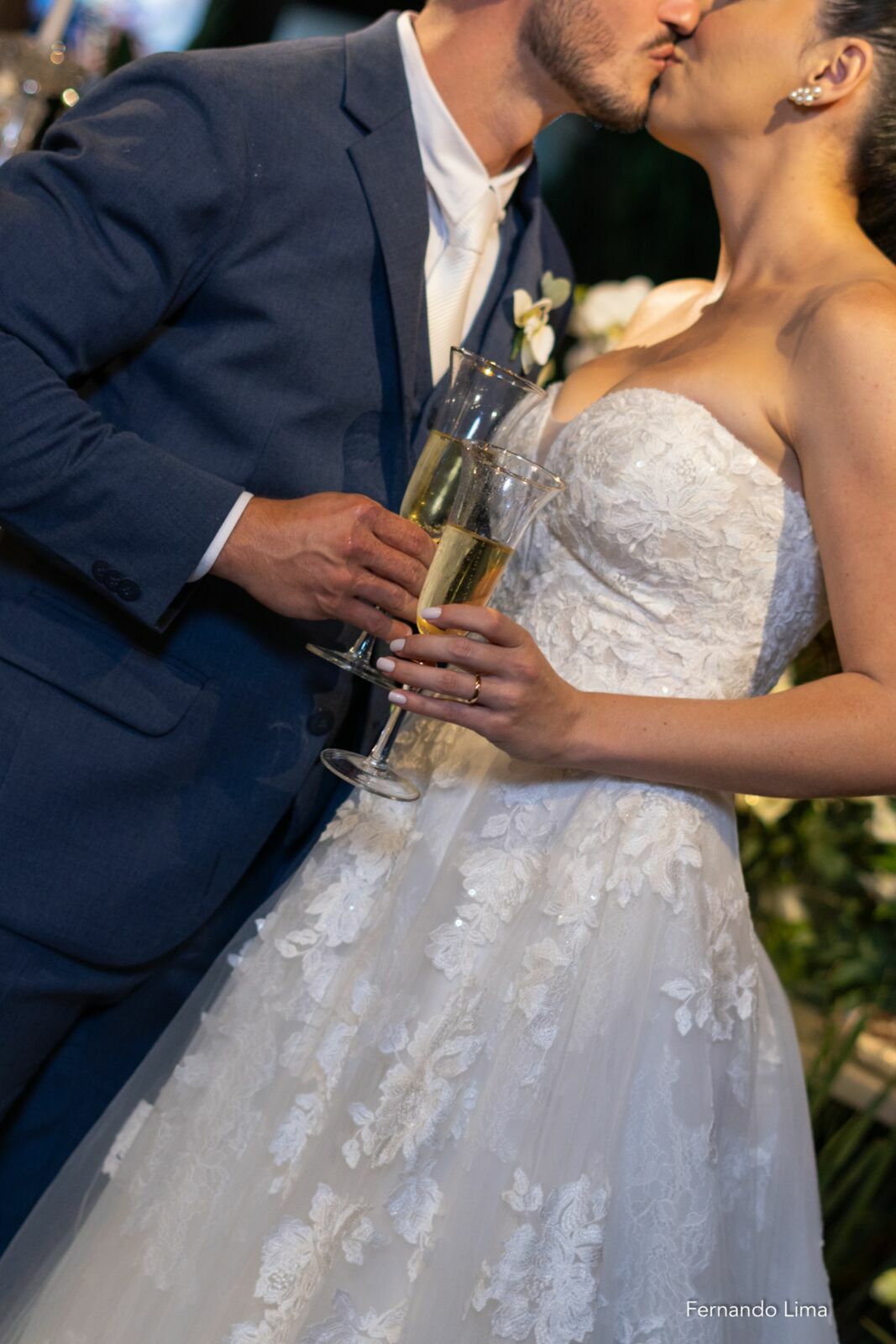 Foto Casamento ao Pôr do Sol em Ibitinga-SP no Espaço Alex Vitro: Um Dia Inesquecível Foto Casamento ao Pôr do Sol em Ibitinga-SP no Espaço Alex Vitro: Um Dia Inesquecível - Imagem 49