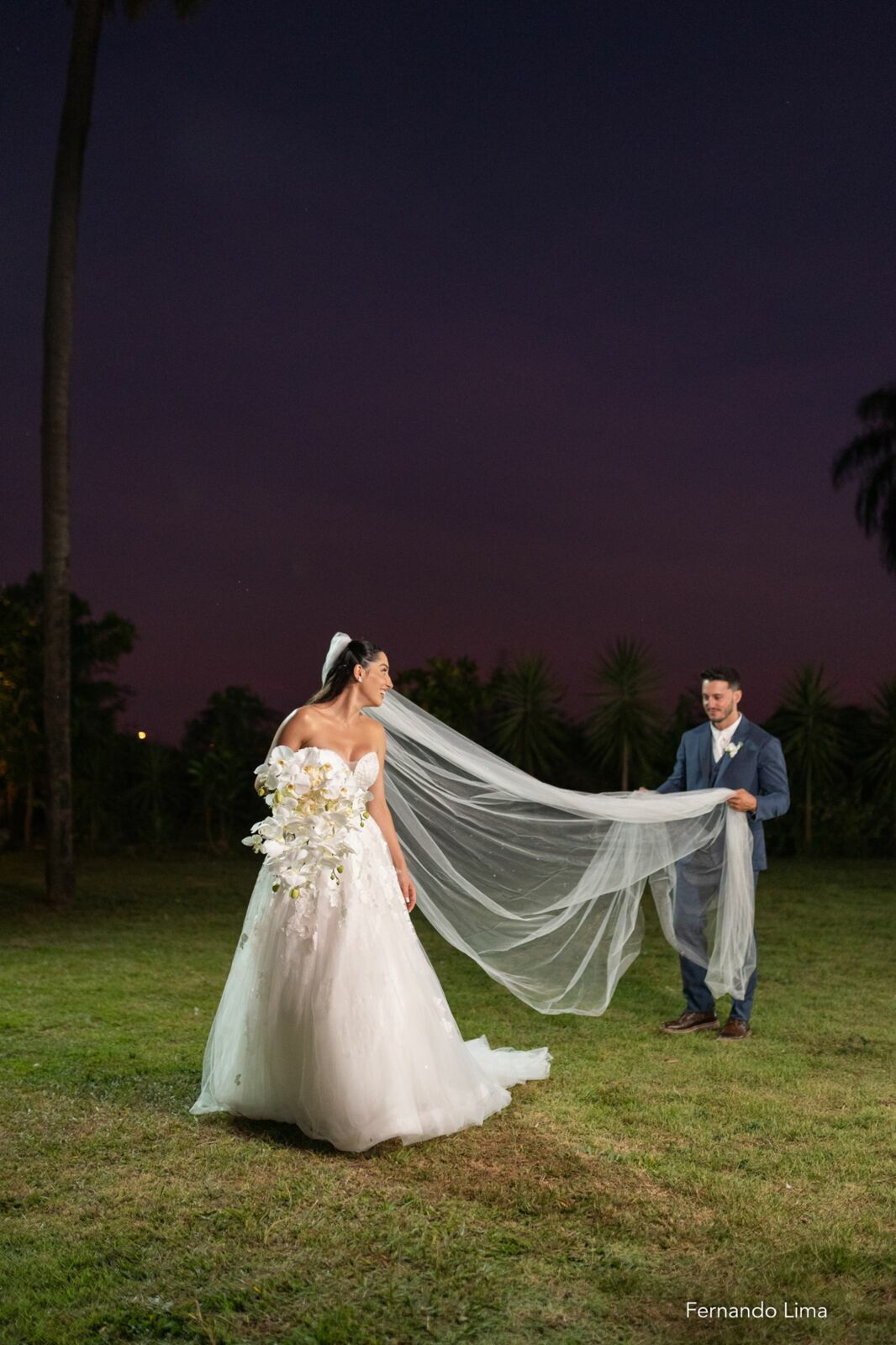 Foto Casamento ao Pôr do Sol em Ibitinga-SP no Espaço Alex Vitro: Um Dia Inesquecível Foto Casamento ao Pôr do Sol em Ibitinga-SP no Espaço Alex Vitro: Um Dia Inesquecível - Imagem 40