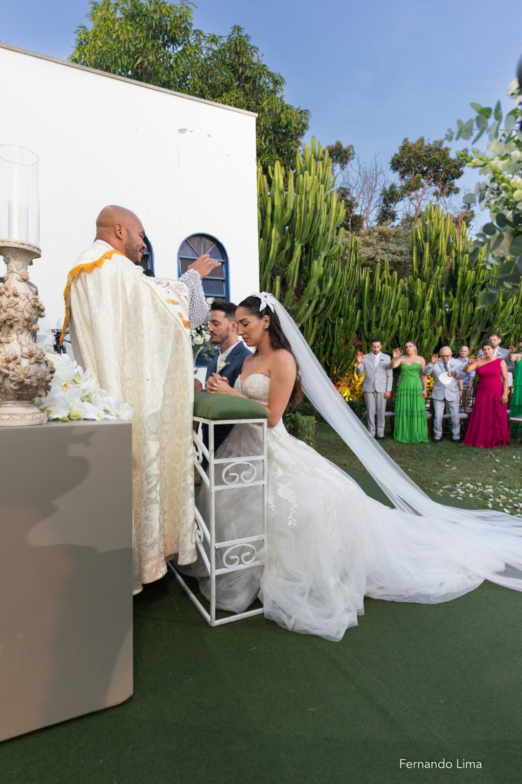 Foto Casamento ao Pôr do Sol em Ibitinga-SP no Espaço Alex Vitro: Um Dia Inesquecível Foto Casamento ao Pôr do Sol em Ibitinga-SP no Espaço Alex Vitro: Um Dia Inesquecível - Imagem 32