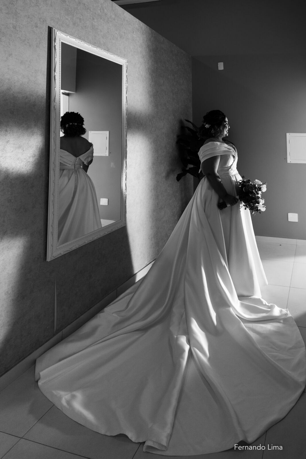 Foto Casamento de Mariana e Marcelo na Estância Monza em Birigui-SP: Amor, Elegância e Emoção Foto Casamento de Mariana e Marcelo na Estância Monza em Birigui-SP: Amor, Elegância e Emoção - Imagem 12