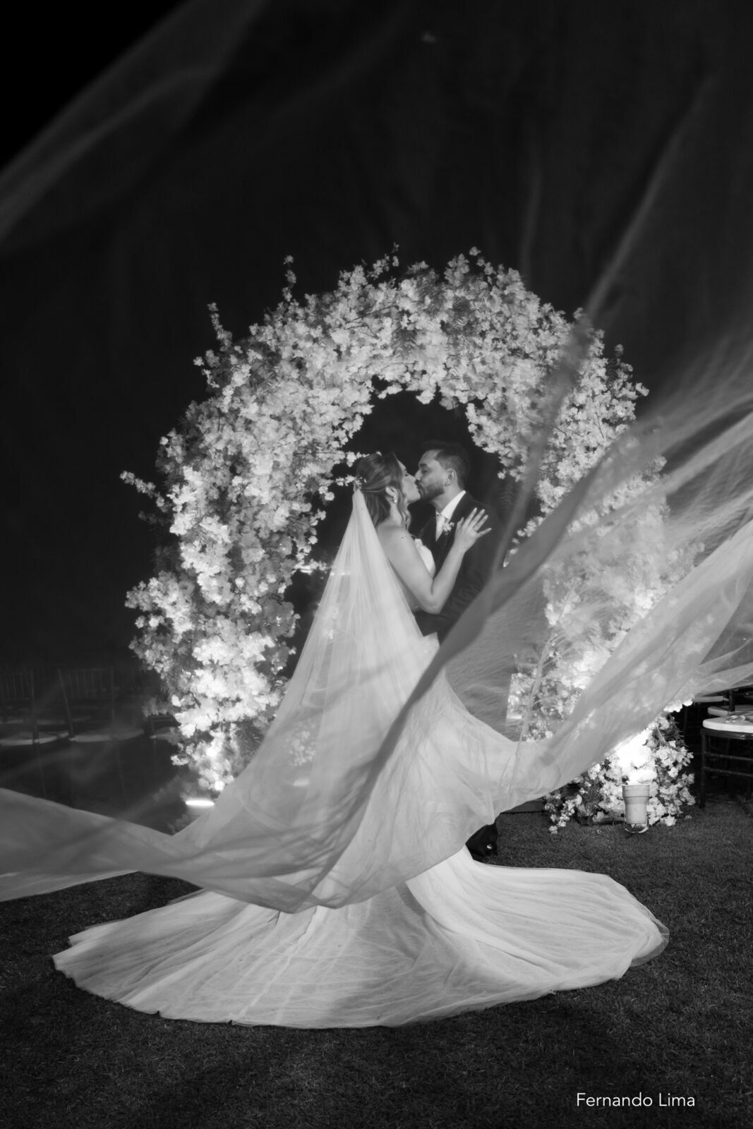 Foto Emeline & Eduardo — Casamento ao entardecer na Quinta do Sardão Foto Emeline & Eduardo — Casamento ao entardecer na Quinta do Sardão - Imagem 55