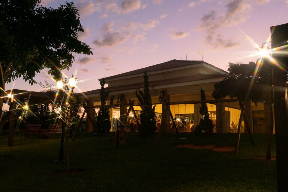 Julia & Luiz Fernando — Uma tarde inesquecível no Vila Toscana, Araçatuba/SP