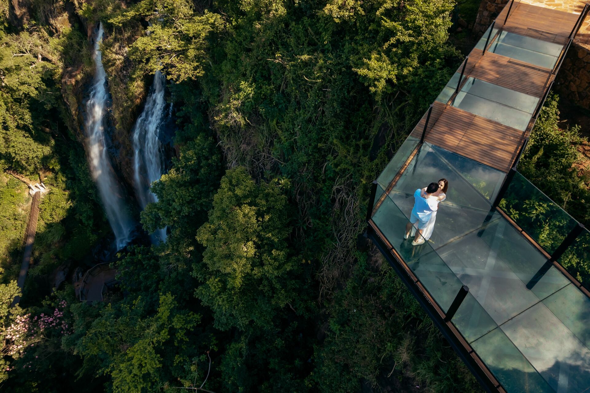 Foto Pré-Wedding de Isabelle e Juliano nas Cachoeiras de Brotas SP | Ensaio de Noivos | Fernando Lima Fotografia - Imagem 0