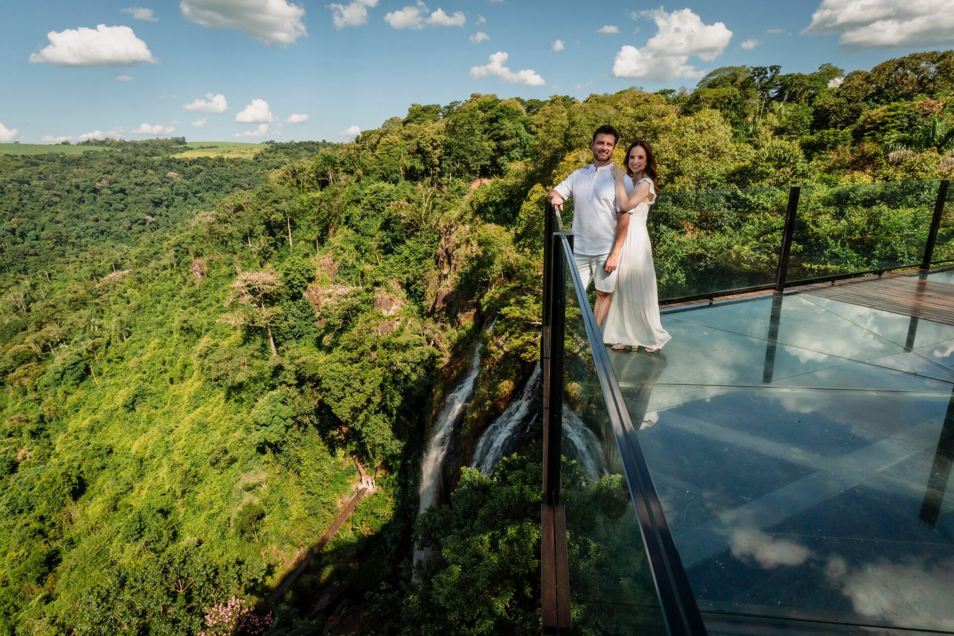 Foto Pré-Wedding de Isabelle e Juliano nas Cachoeiras de Brotas SP | Ensaio de Noivos | Fernando Lima Fotografia - Imagem 17